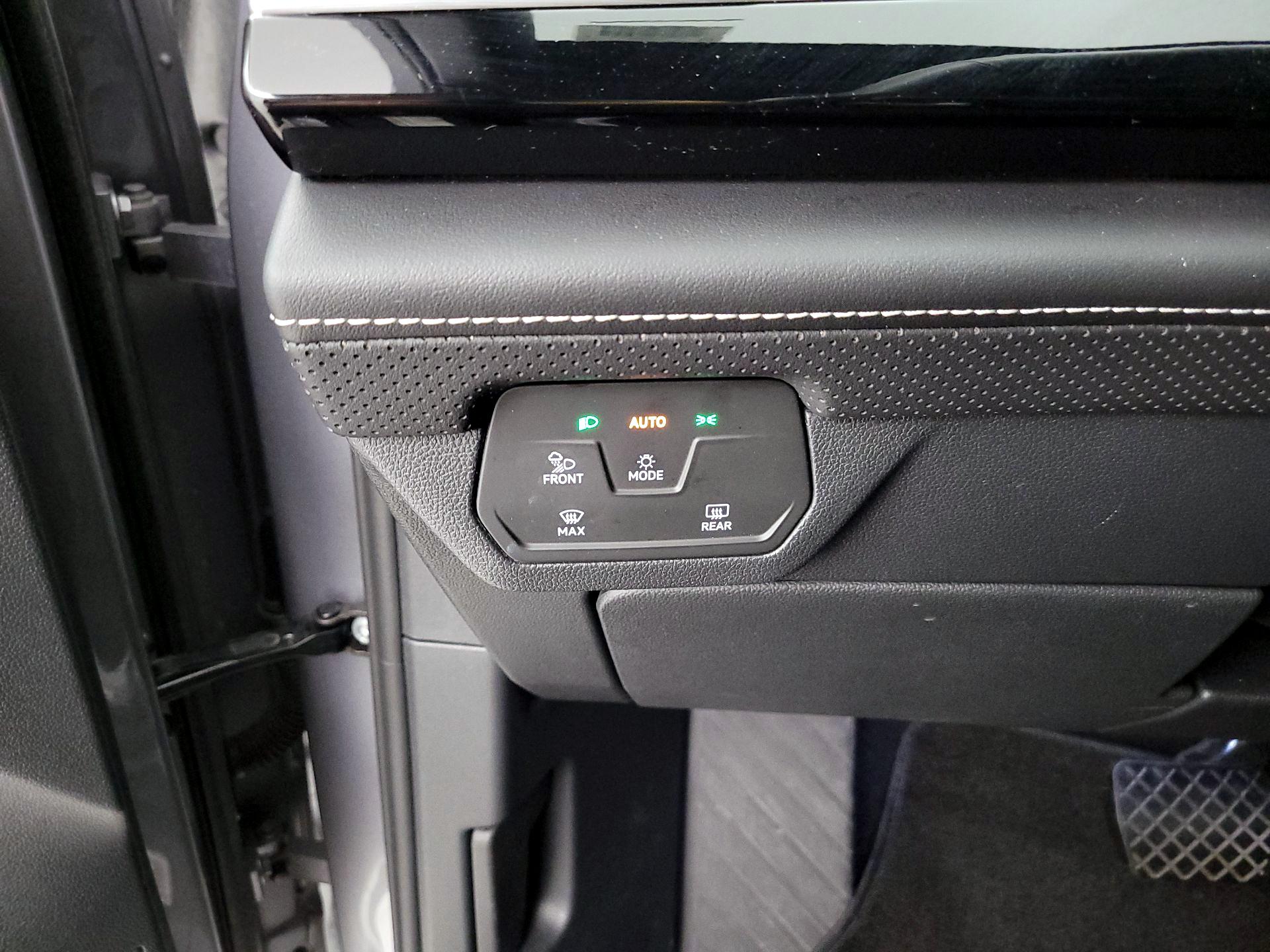 Thumbnail: 2024 Volkswagen Atlas - 13