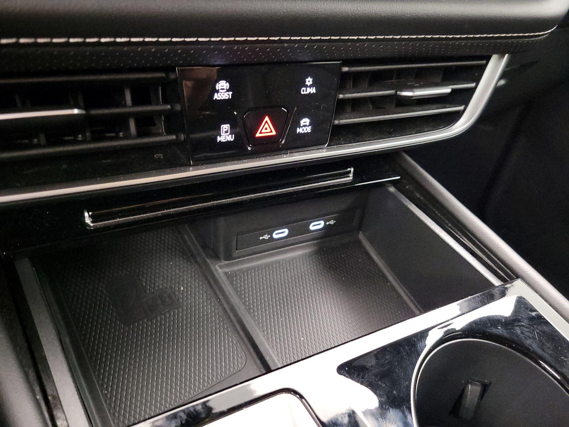 Thumbnail: 2024 Volkswagen Atlas - 18