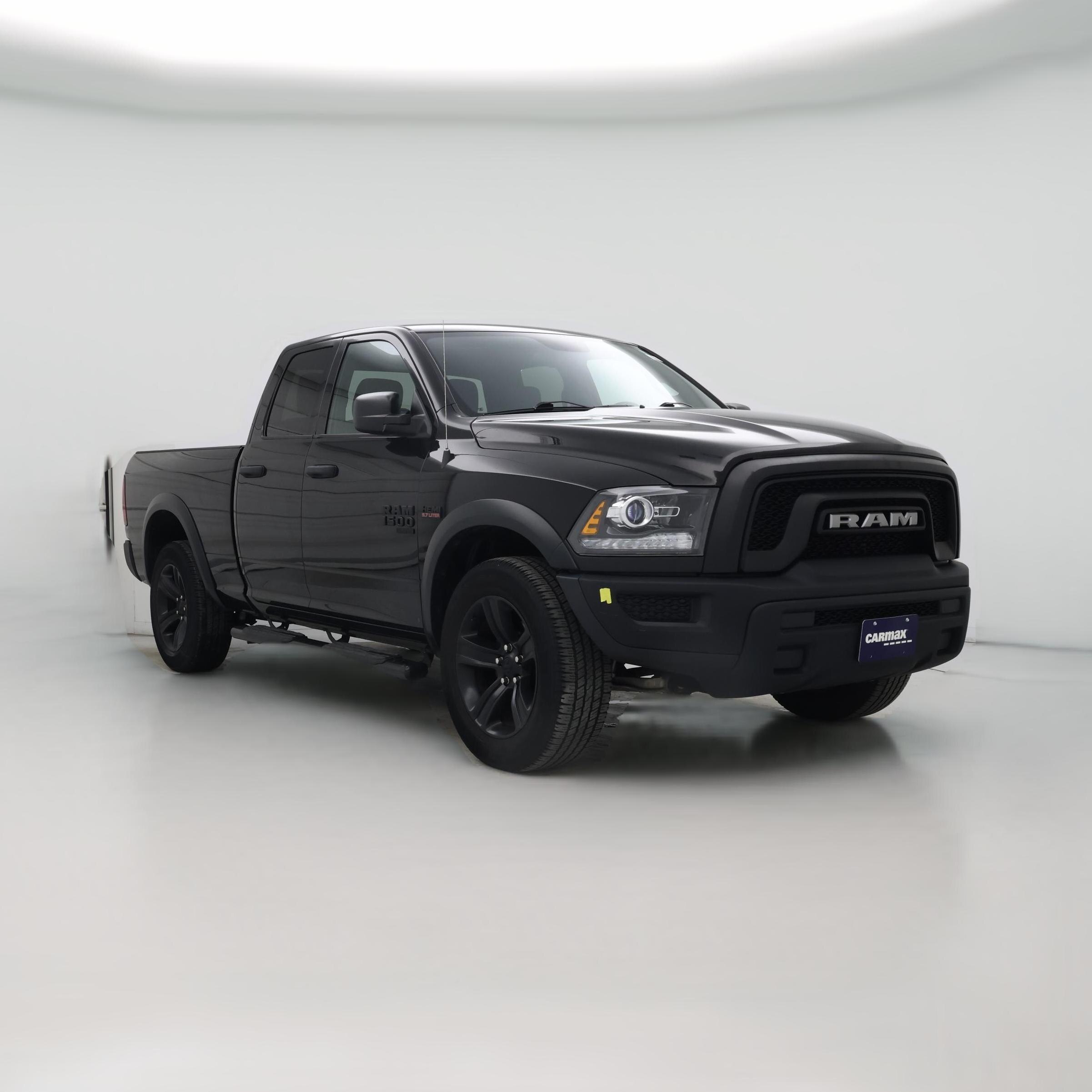 Thumbnail: 2022 RAM 1500 Classic - 1