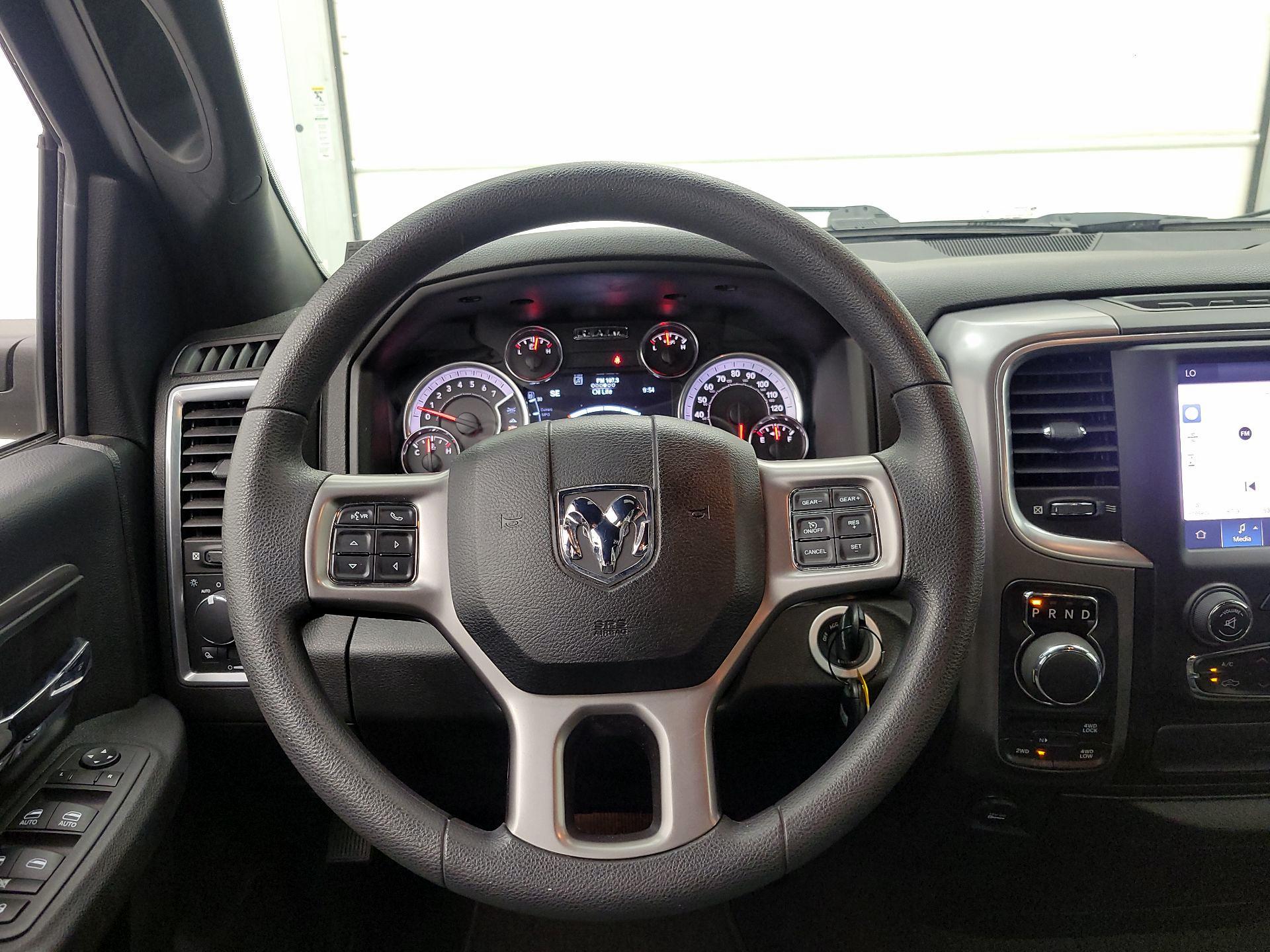 Thumbnail: 2022 RAM 1500 Classic - 10