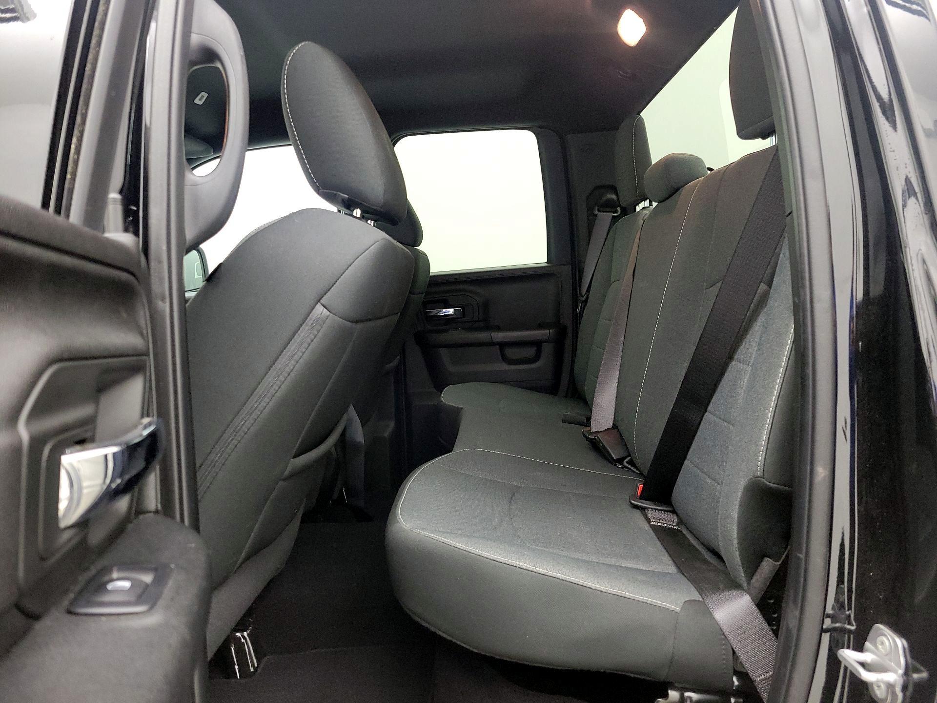 Thumbnail: 2022 RAM 1500 Classic - 17