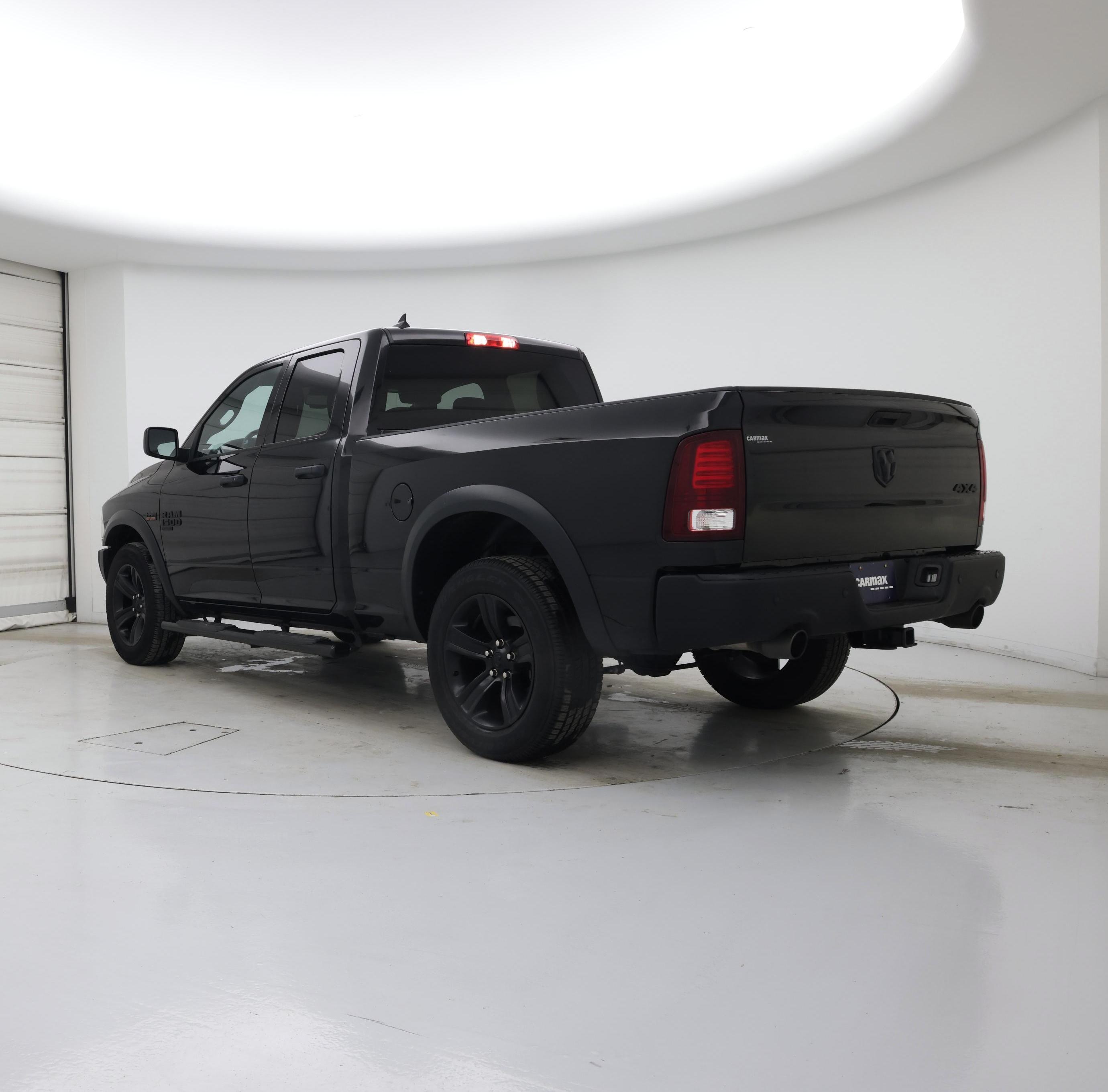 Thumbnail: 2022 RAM 1500 Classic - 2