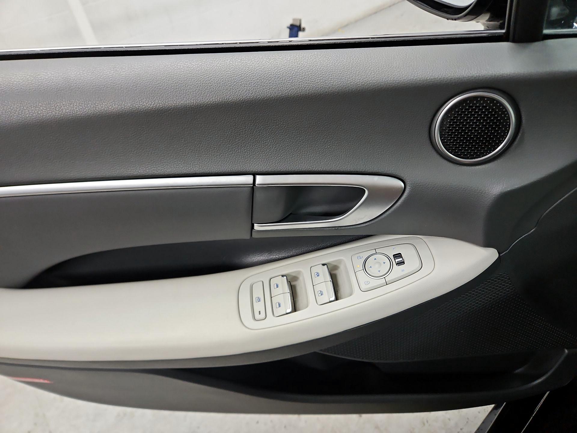 Thumbnail: 2025 Hyundai Sonata - 12