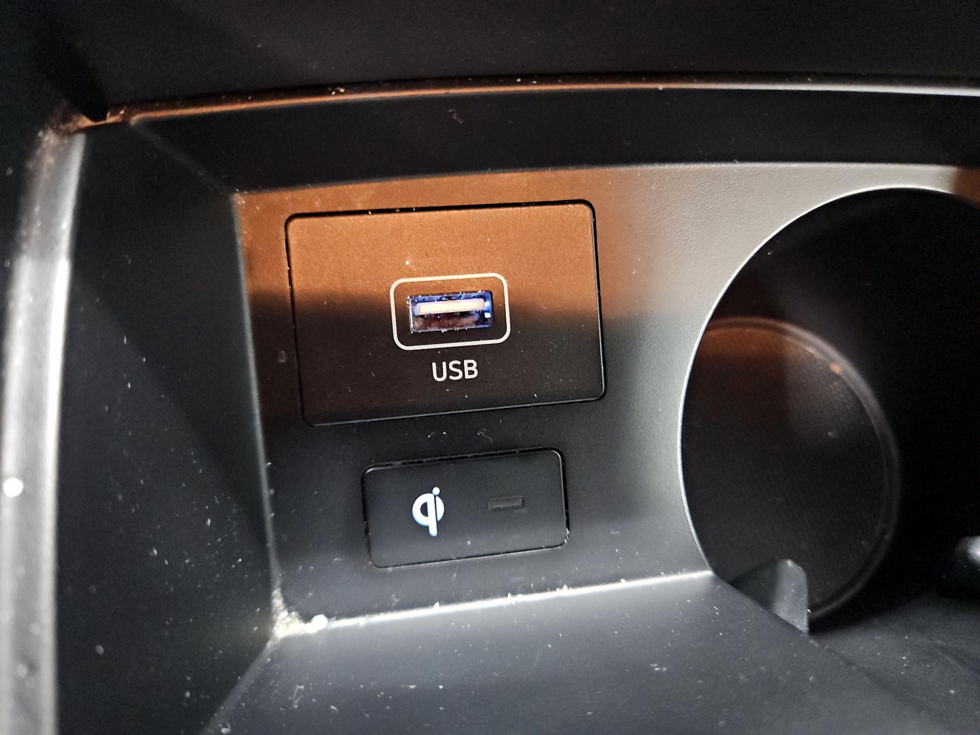 Thumbnail: 2023 Hyundai Santa Fe - 19