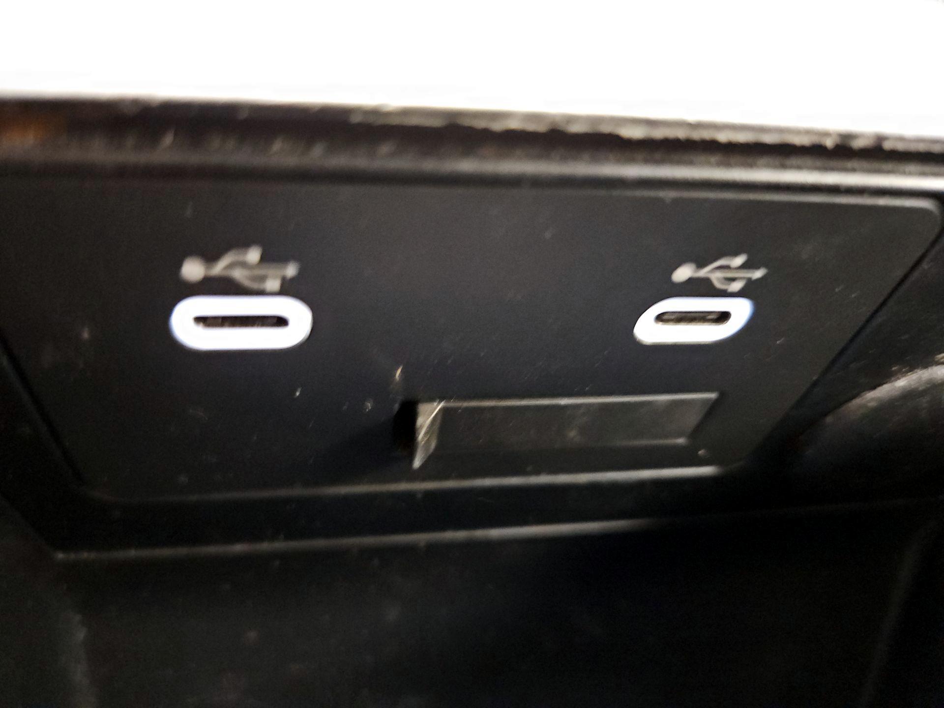 Thumbnail: 2024 Mazda Mazda3 - 18