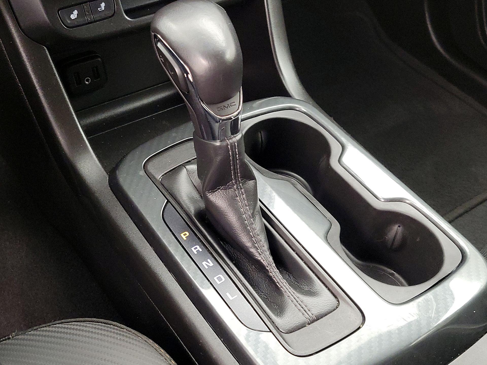 Thumbnail: 2022 GMC Canyon - 17