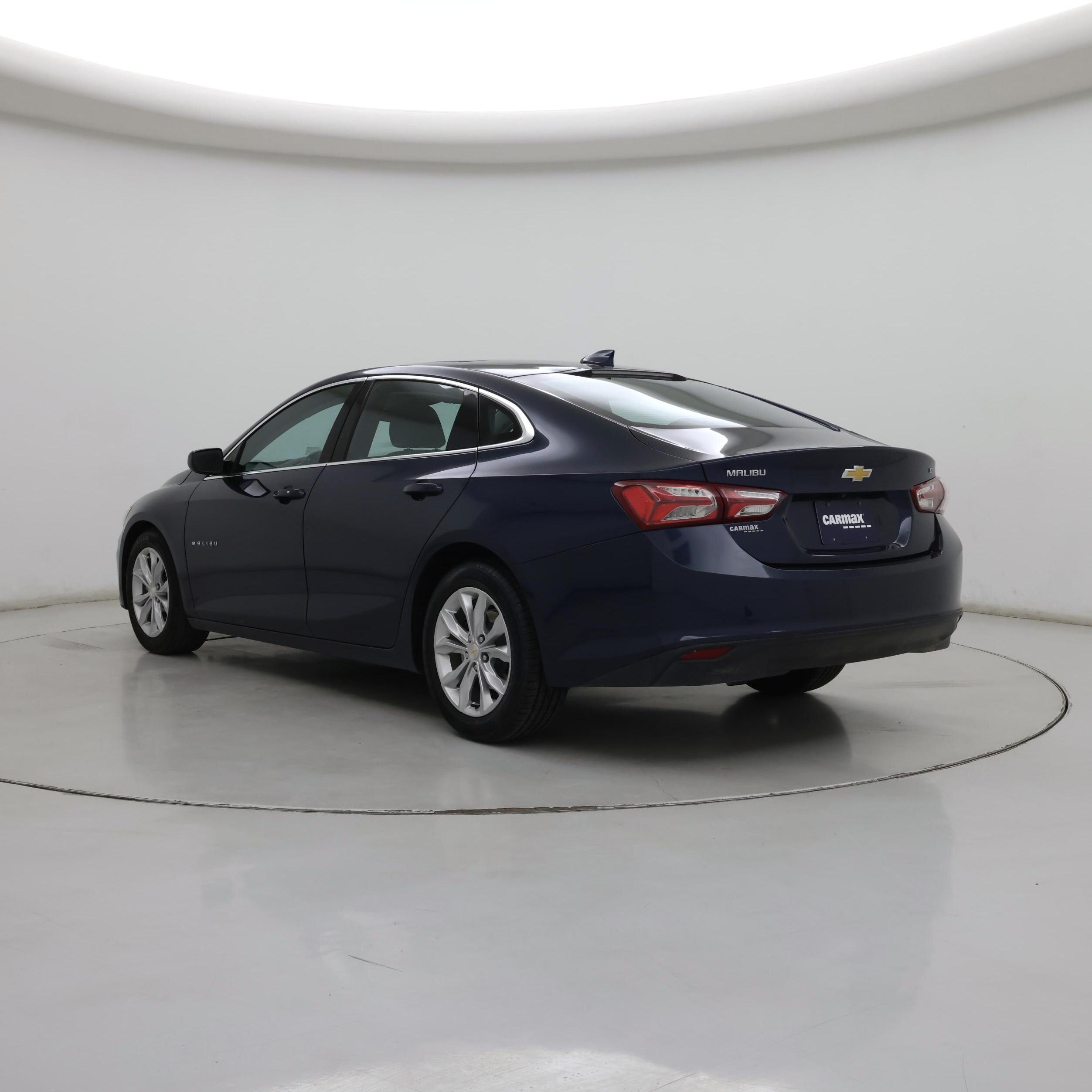 Thumbnail: 2022 Chevrolet Malibu - 2