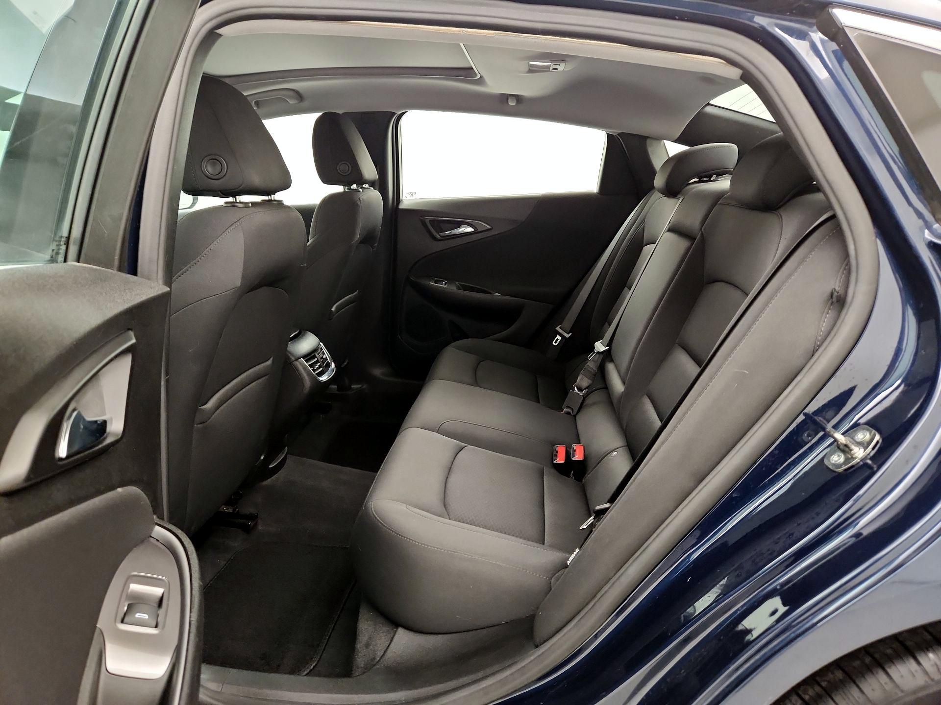 Thumbnail: 2022 Chevrolet Malibu - 20