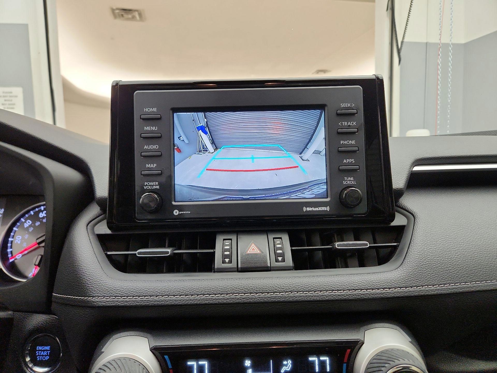 Thumbnail: 2020 Toyota RAV4 - 14