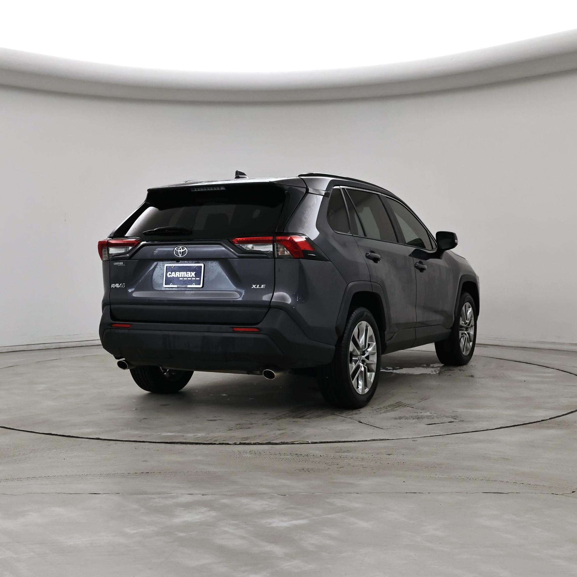 Thumbnail: 2020 Toyota RAV4 - 8