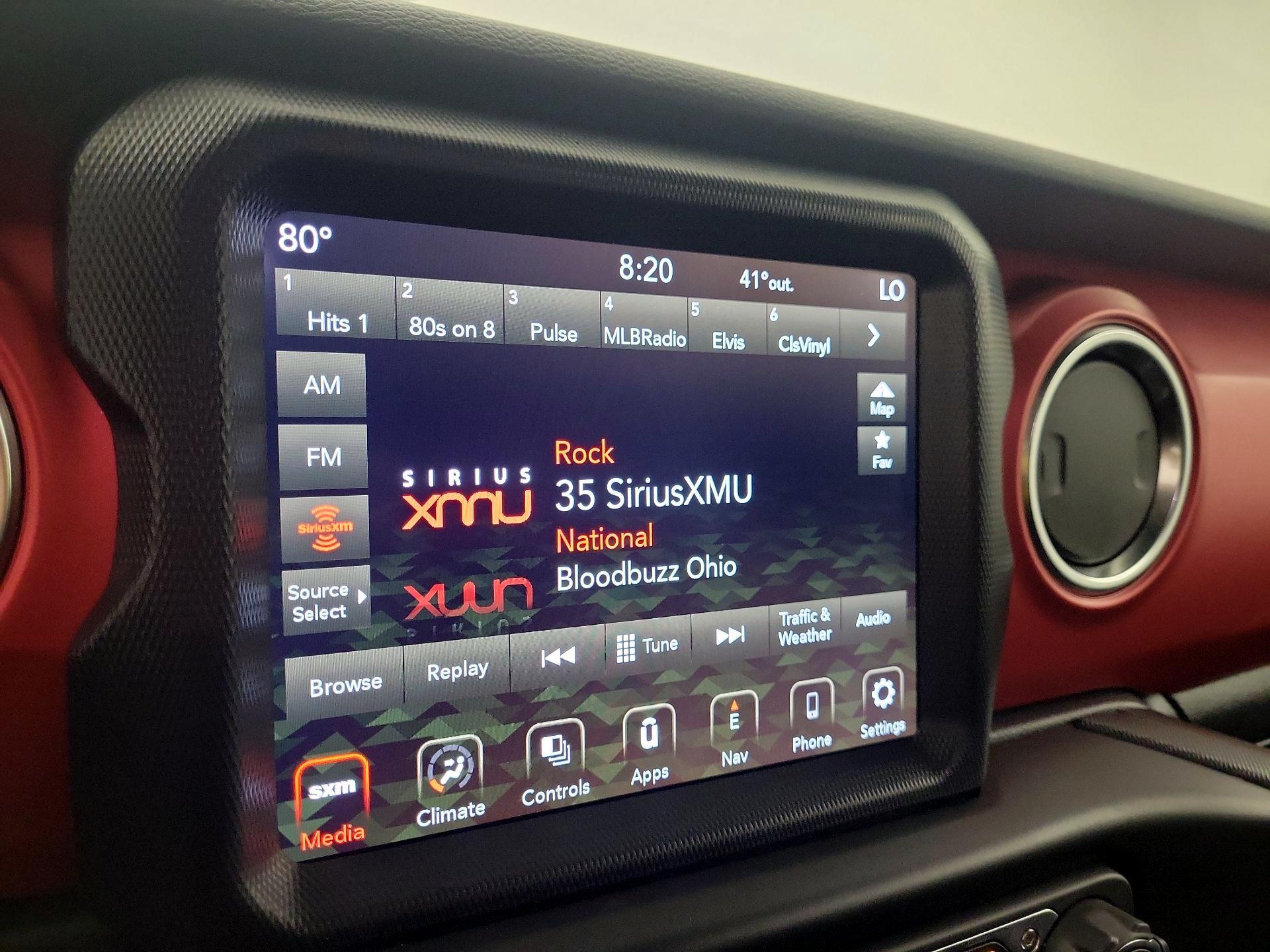 Thumbnail: 2022 Jeep Wrangler - 16