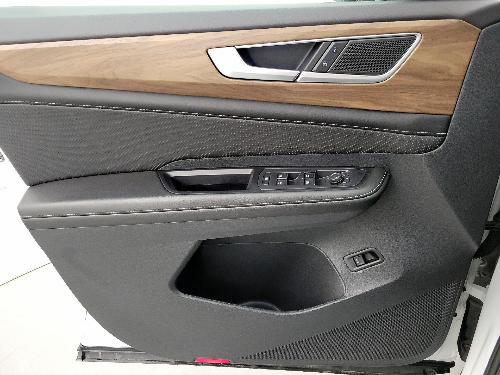 Thumbnail: 2024 Volkswagen Atlas - 12