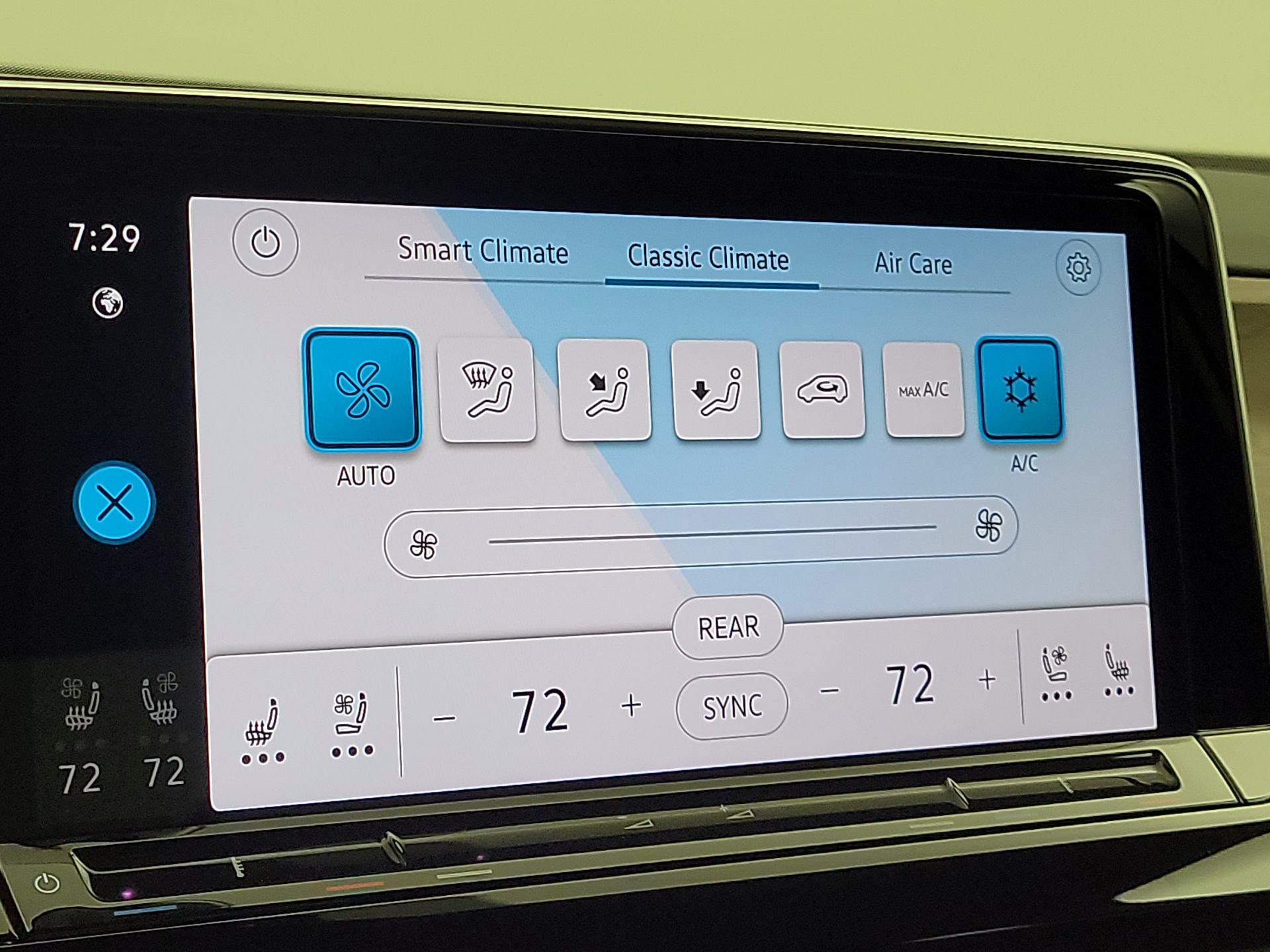 Thumbnail: 2024 Volkswagen Atlas - 17