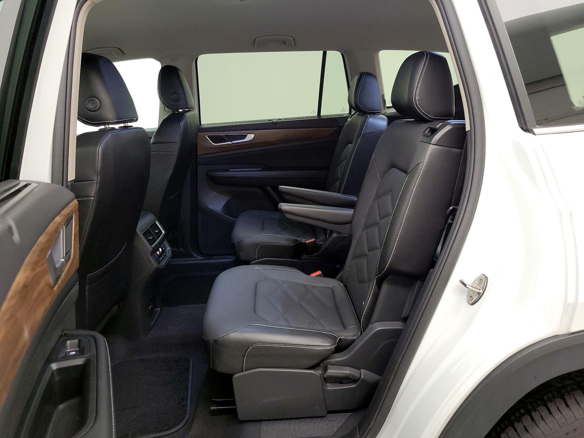 Thumbnail: 2024 Volkswagen Atlas - 20