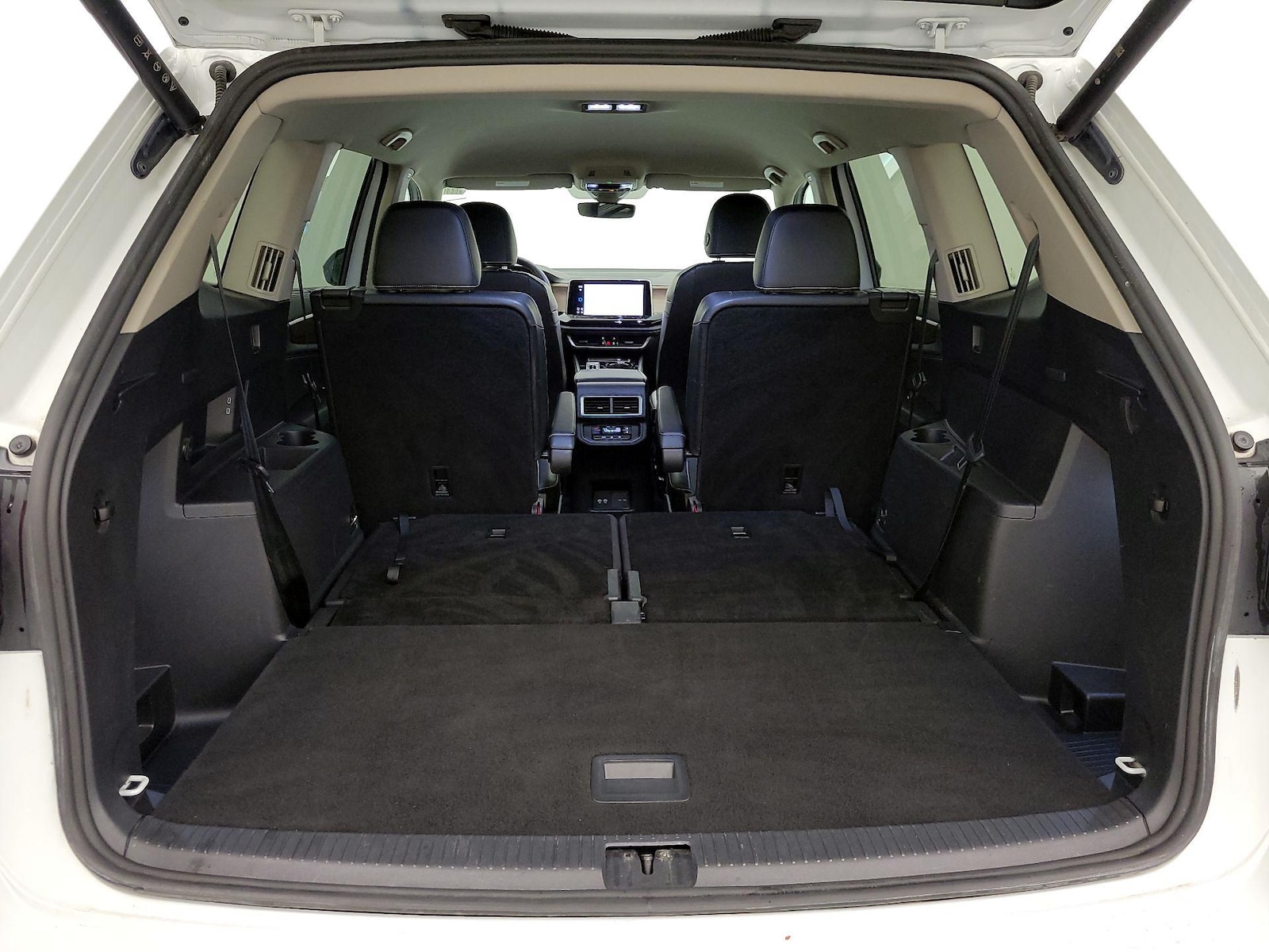 2024 Volkswagen Atlas SE w/Tech - Photo 24