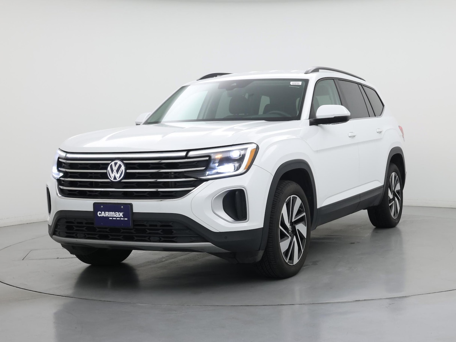 2024 Volkswagen Atlas SE w/Tech - Photo 5