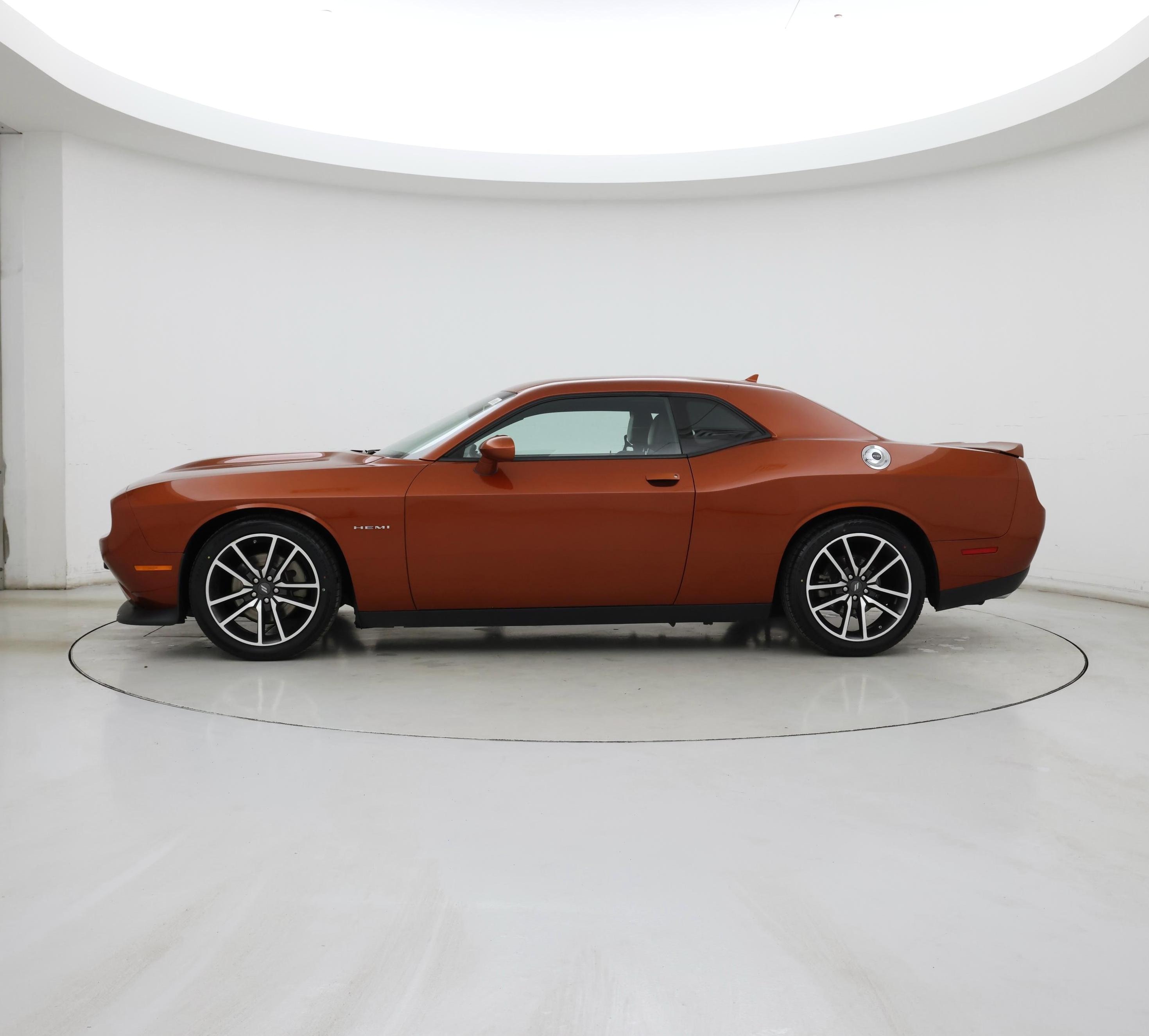 Thumbnail: 2022 Dodge Challenger - 3