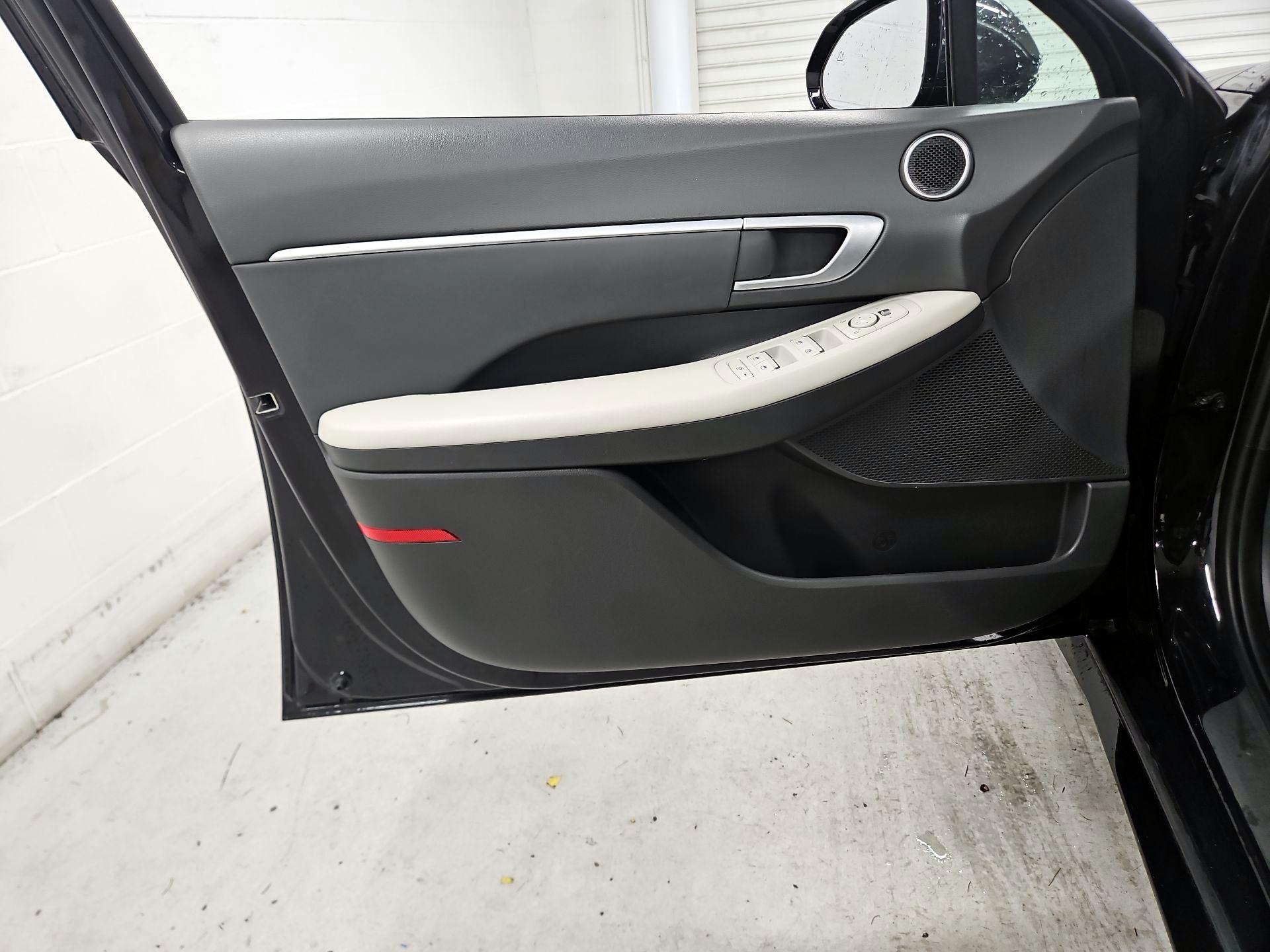 Thumbnail: 2025 Hyundai Sonata - 12