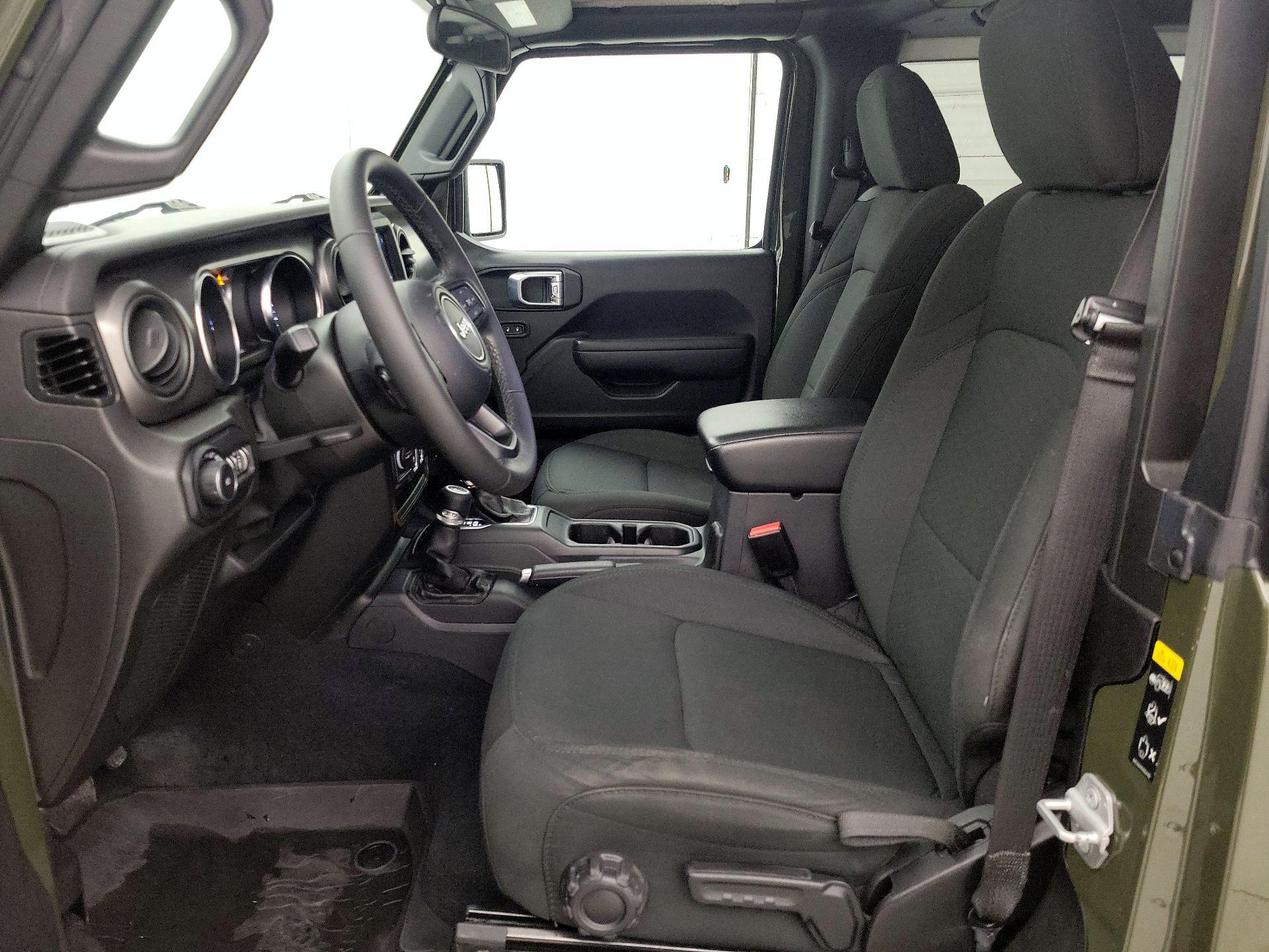 Thumbnail: 2022 Jeep Wrangler - 11