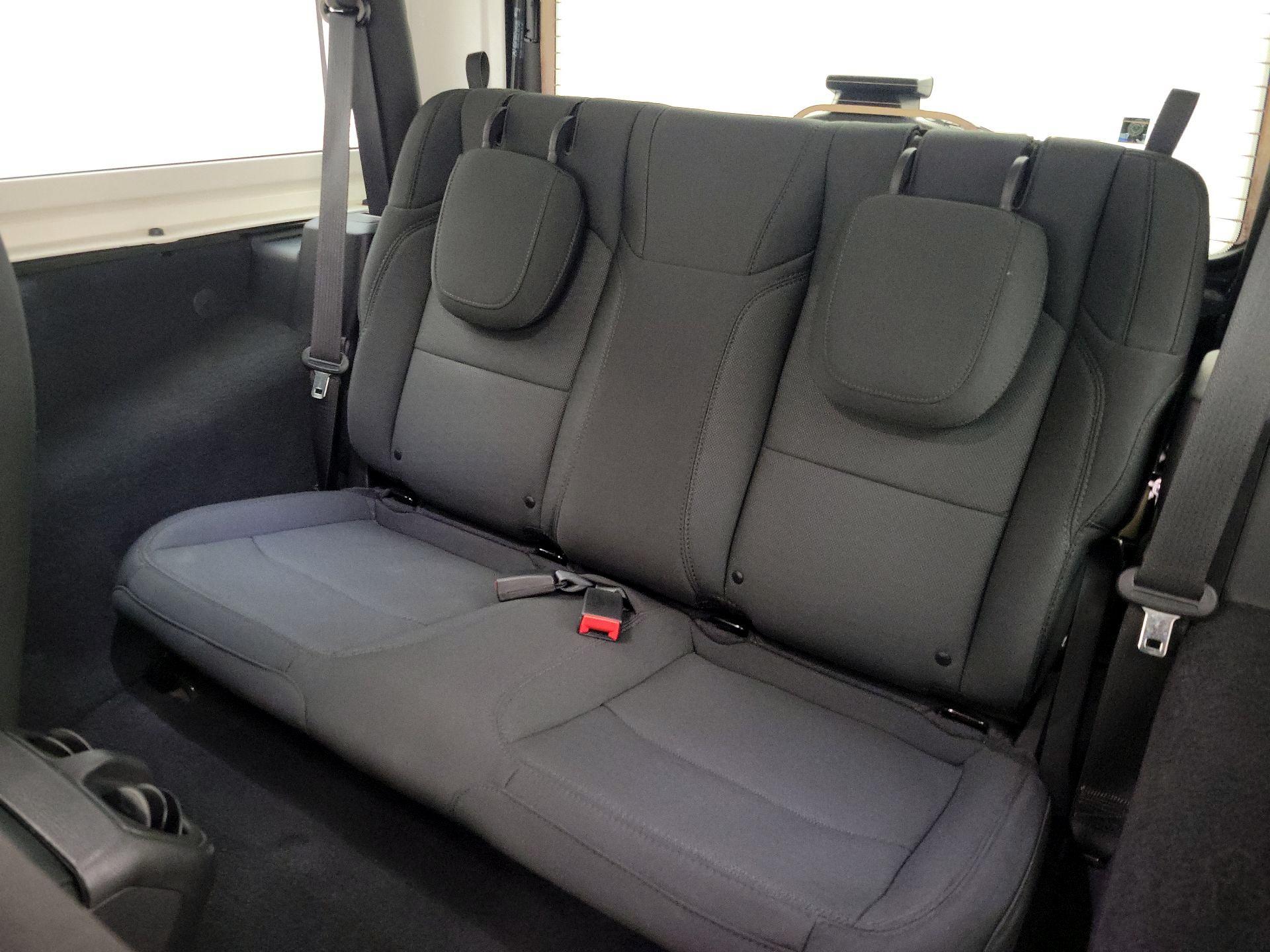 Thumbnail: 2022 Jeep Wrangler - 19