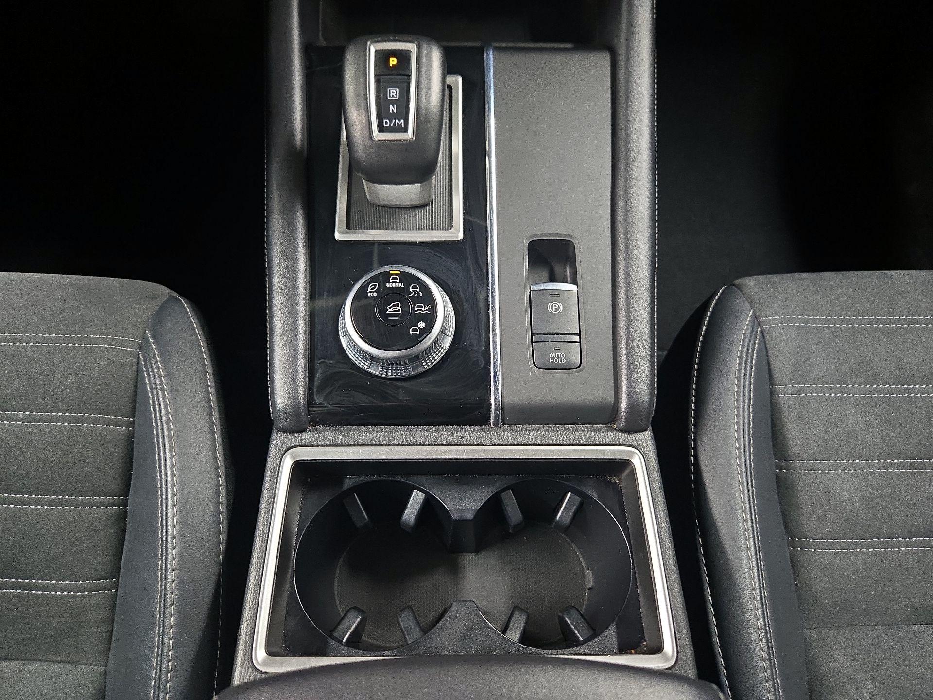 Thumbnail: 2024 Mitsubishi Outlander - 18