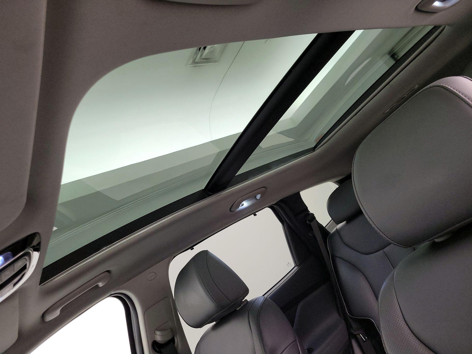 Thumbnail: 2021 Hyundai Santa Fe - 20