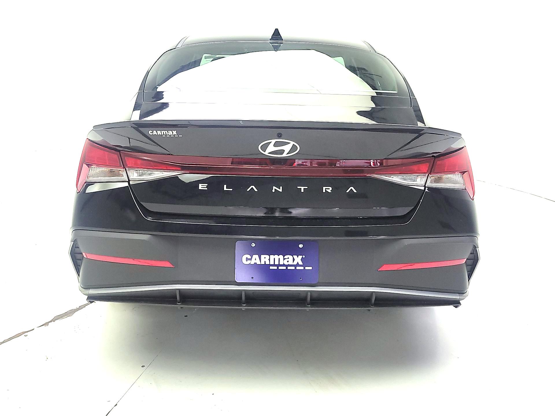 Thumbnail: 2025 Hyundai Elantra - 6