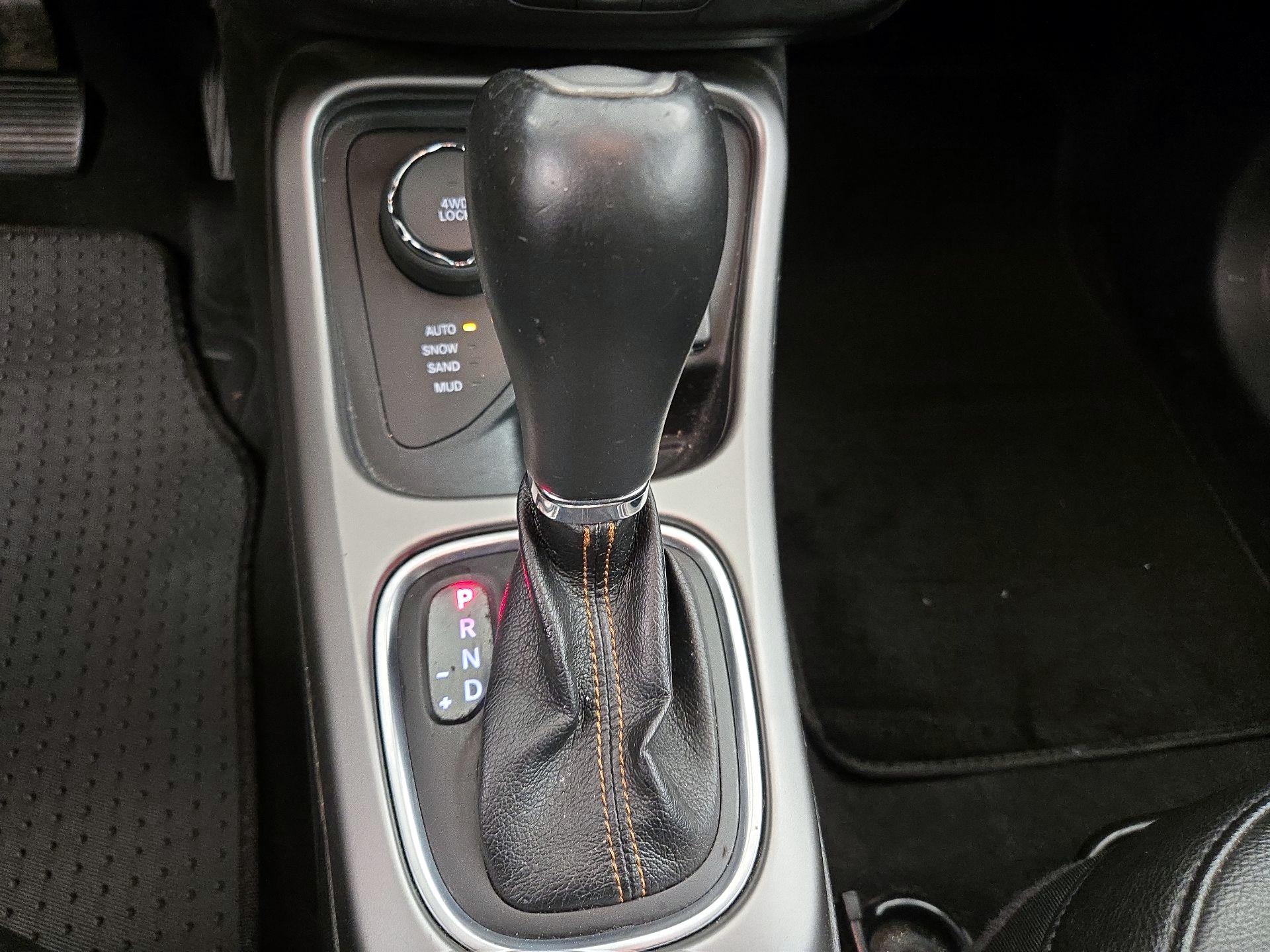 Thumbnail: 2018 Jeep Compass - 17