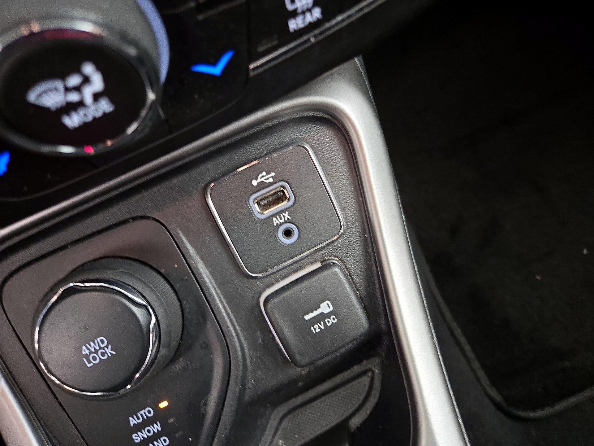 Thumbnail: 2018 Jeep Compass - 18