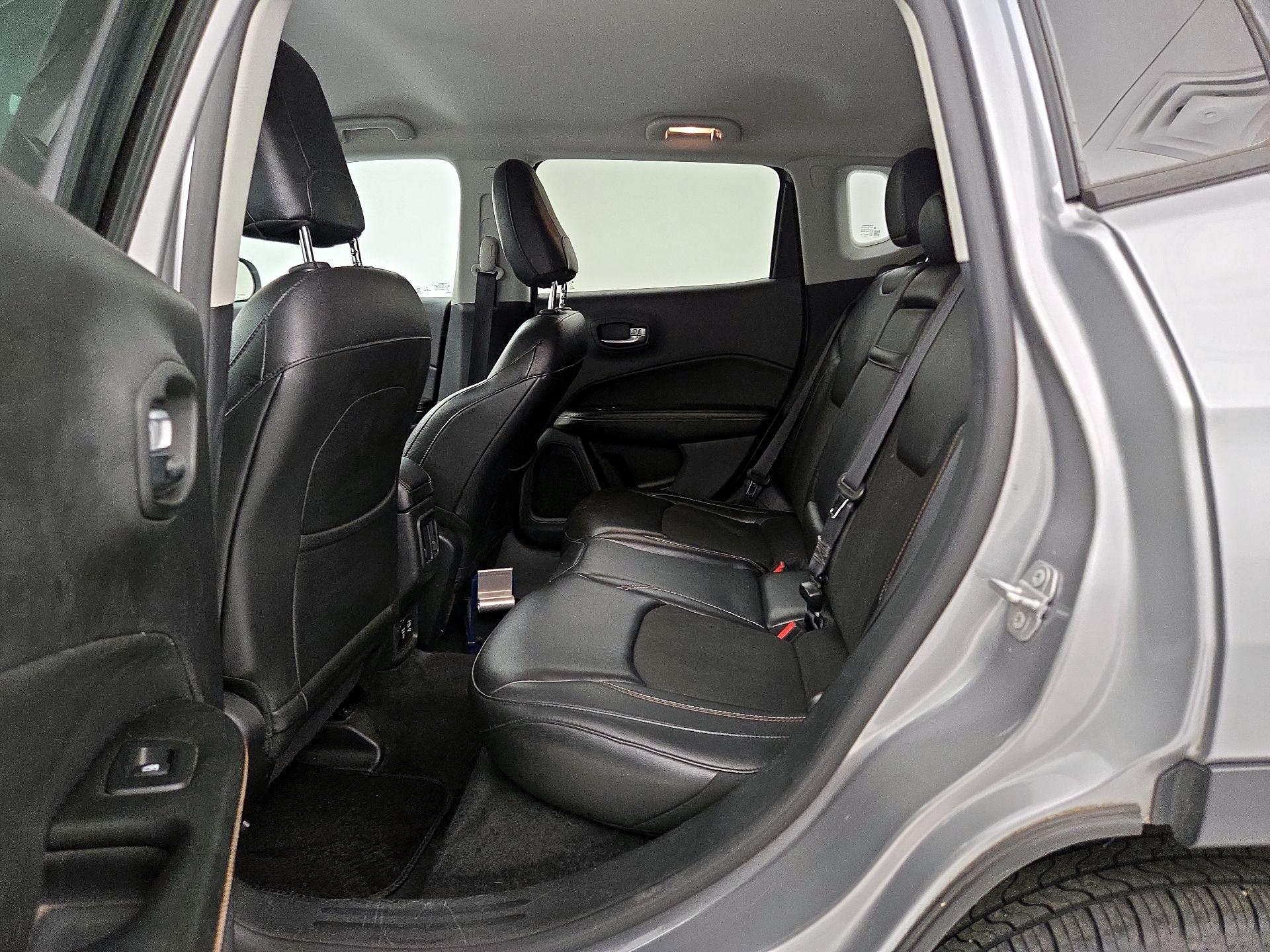 Thumbnail: 2018 Jeep Compass - 19