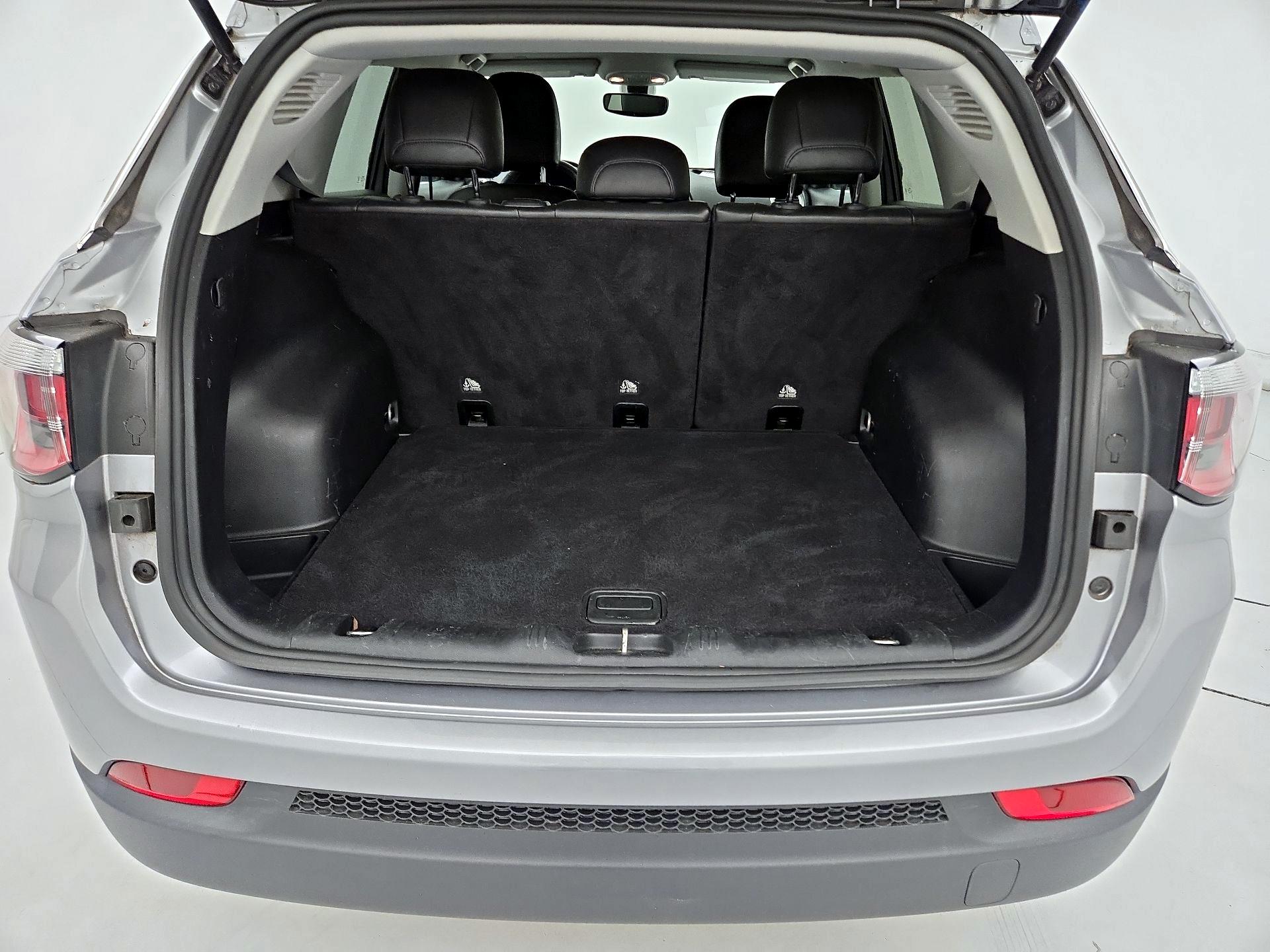 Thumbnail: 2018 Jeep Compass - 20