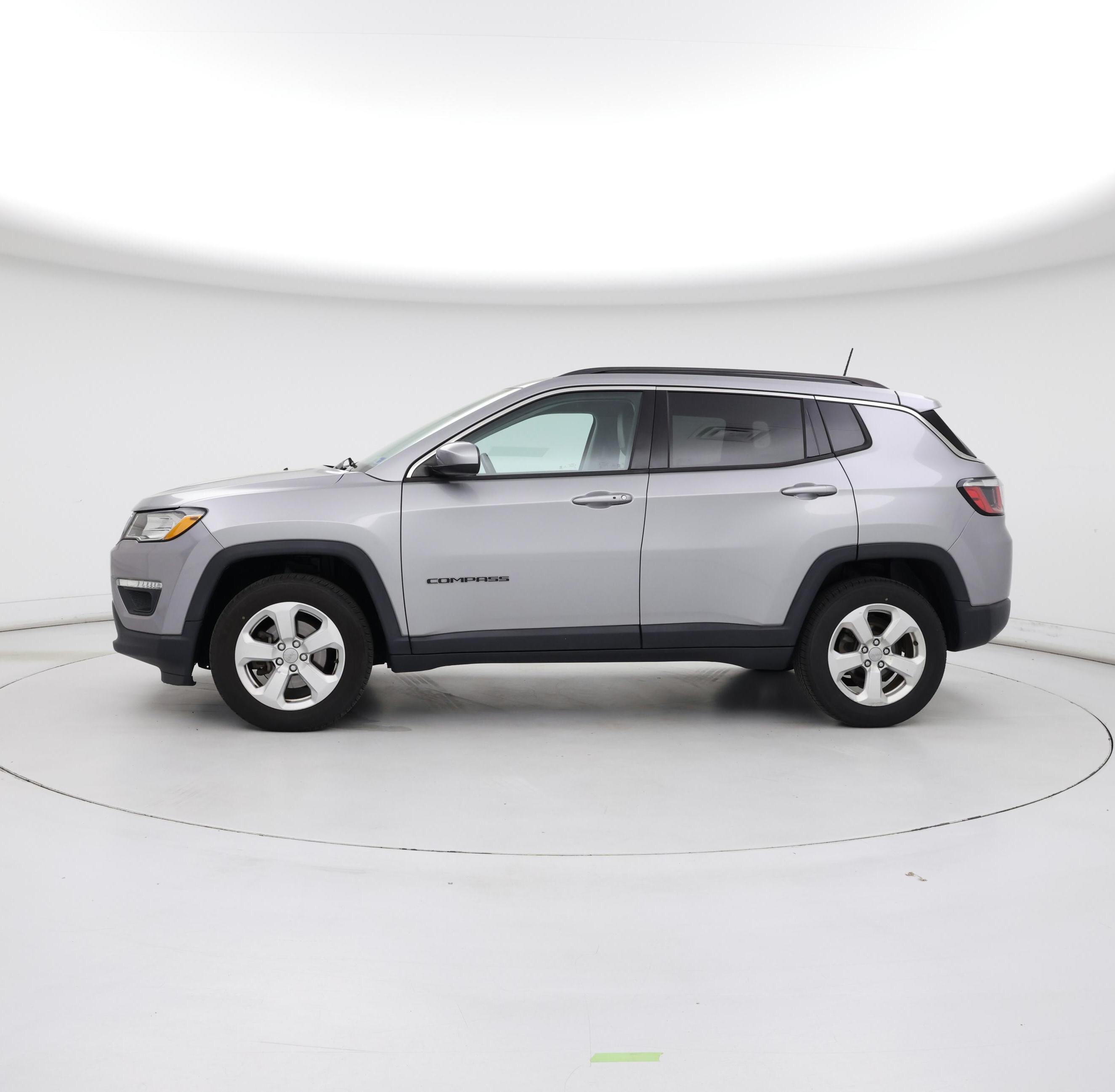 Thumbnail: 2018 Jeep Compass - 3