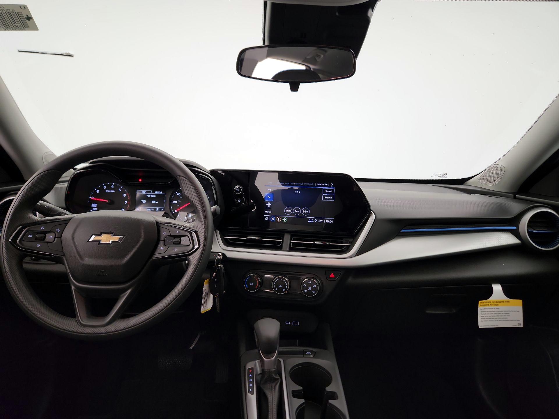 Thumbnail: 2025 Chevrolet Trax - 9