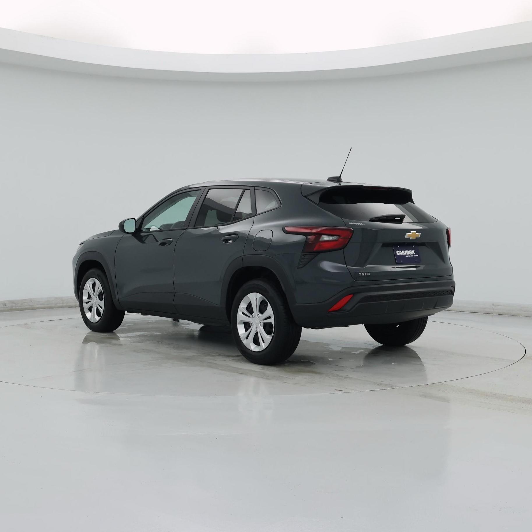 Thumbnail: 2025 Chevrolet Trax - 2