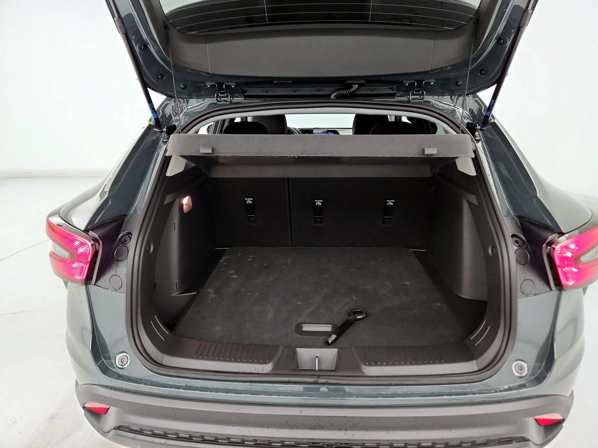 Thumbnail: 2025 Chevrolet Trax - 20