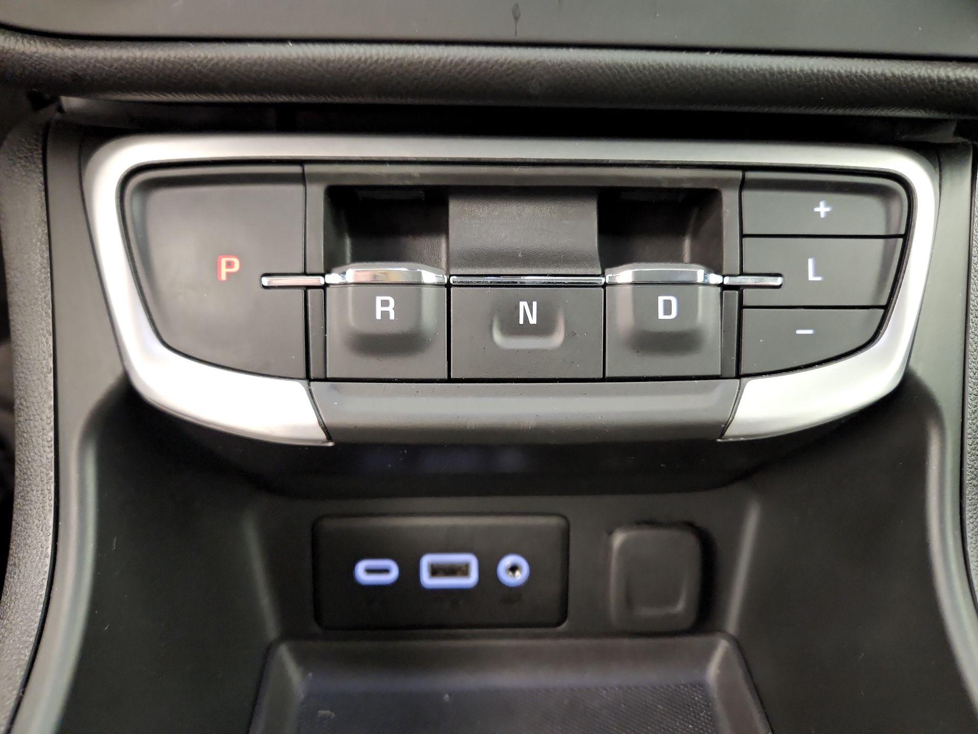 Thumbnail: 2022 GMC Terrain - 18