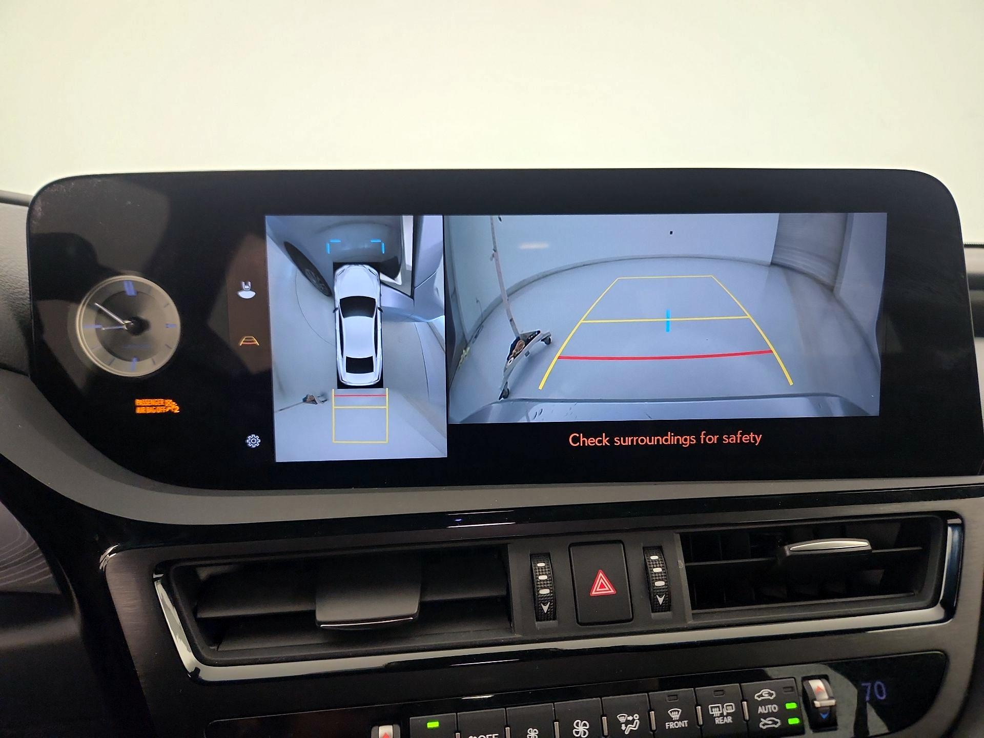 Thumbnail: 2024 Lexus ES - 14