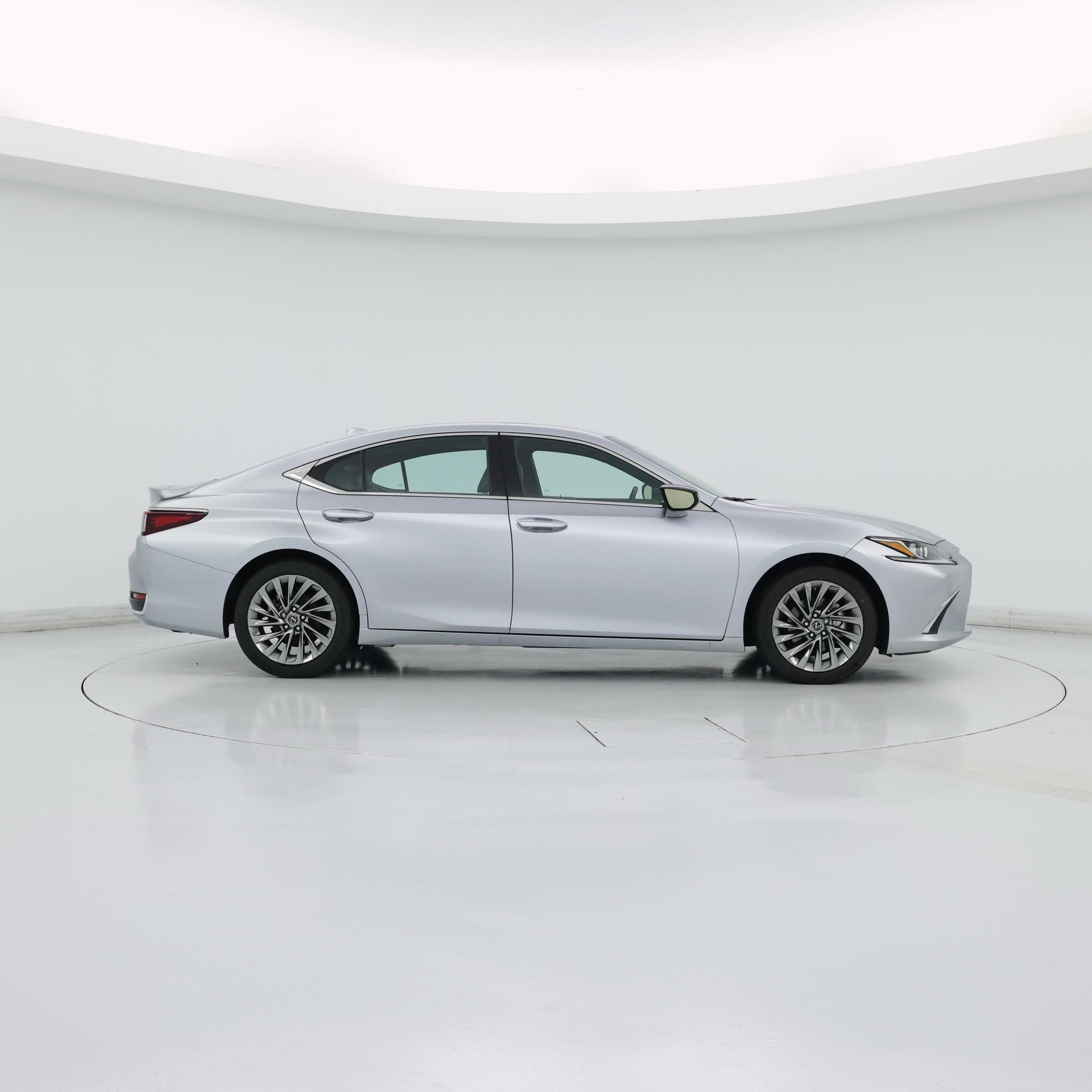 Thumbnail: 2024 Lexus ES - 7