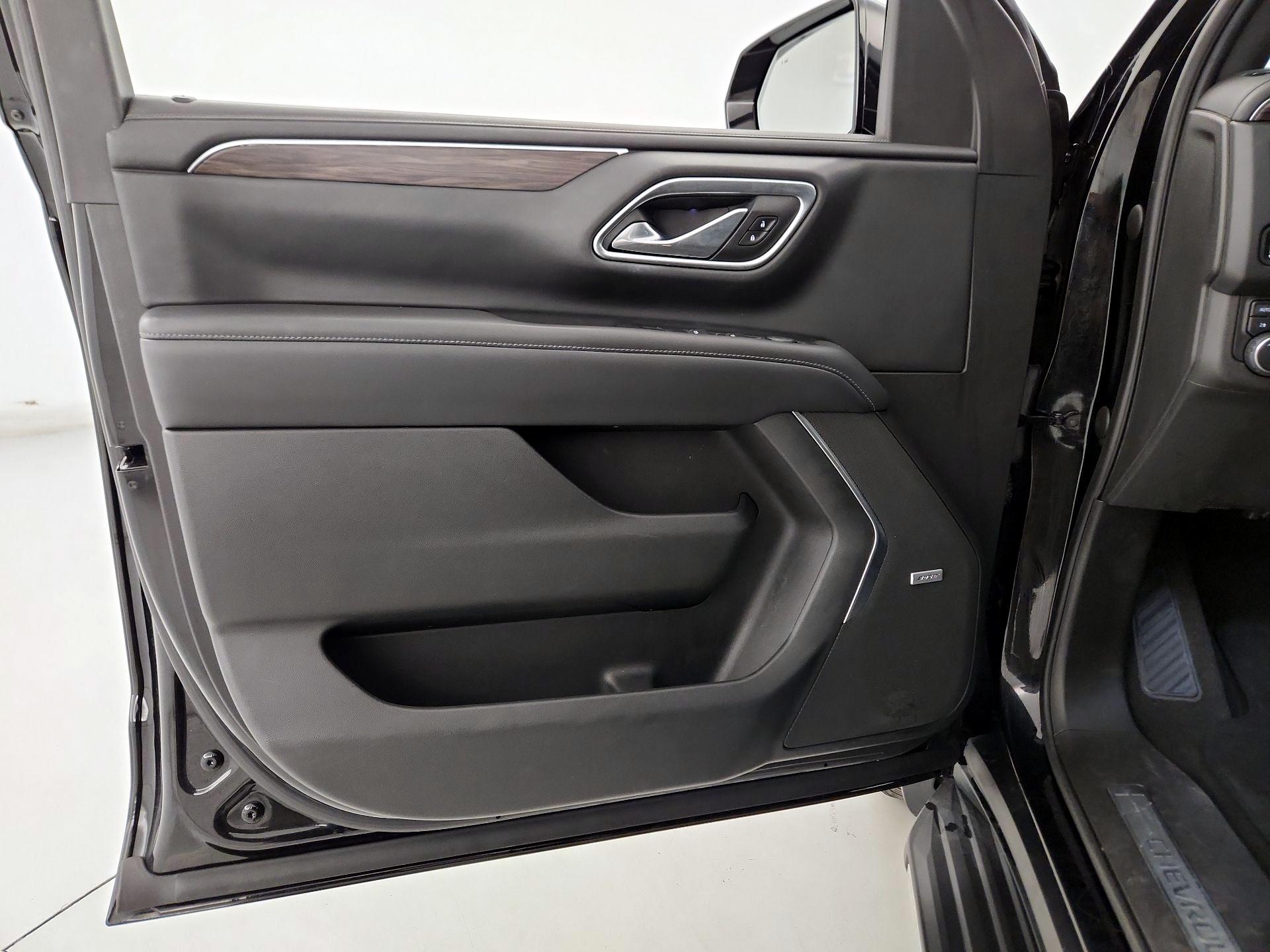 Thumbnail: 2021 Chevrolet Tahoe - 12