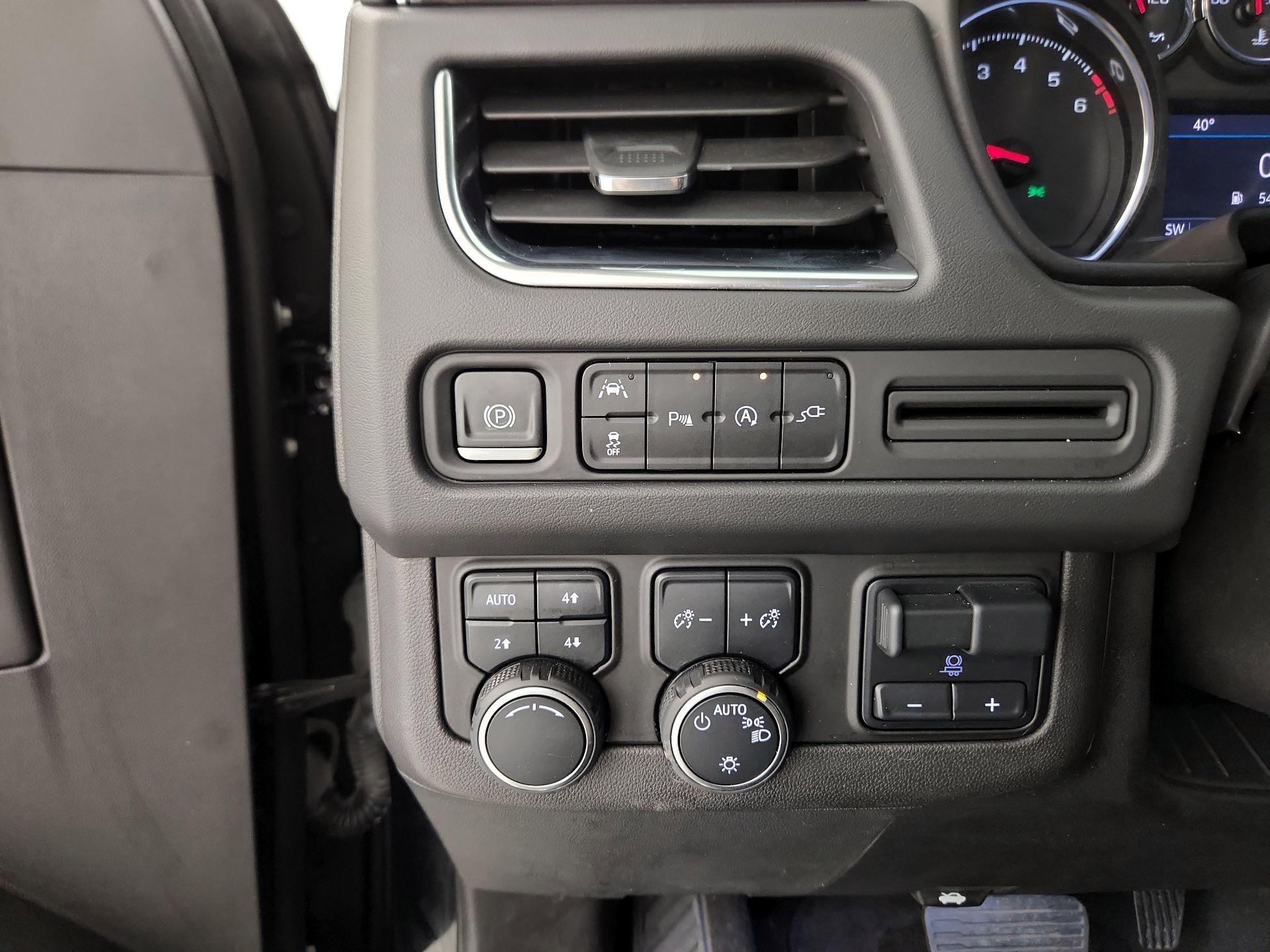 Thumbnail: 2021 Chevrolet Tahoe - 13