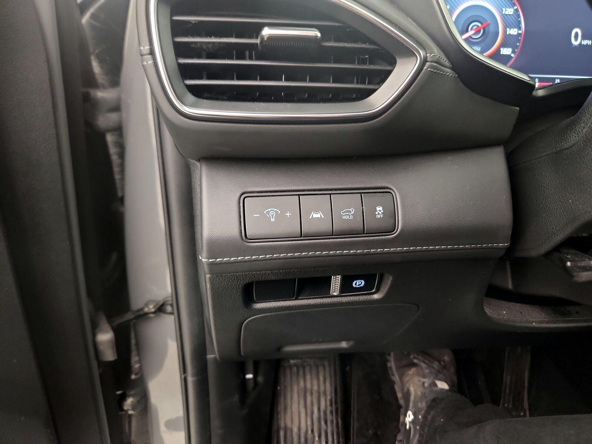 Thumbnail: 2023 Hyundai Santa Fe - 13