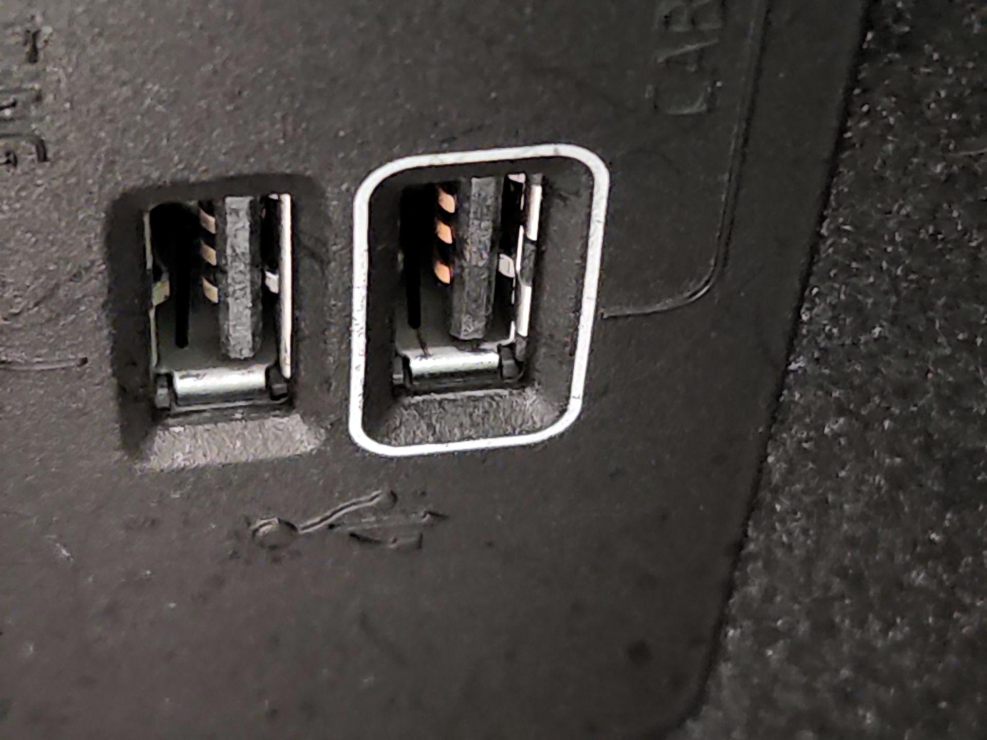 Thumbnail: 2021 Volvo S60 - 19