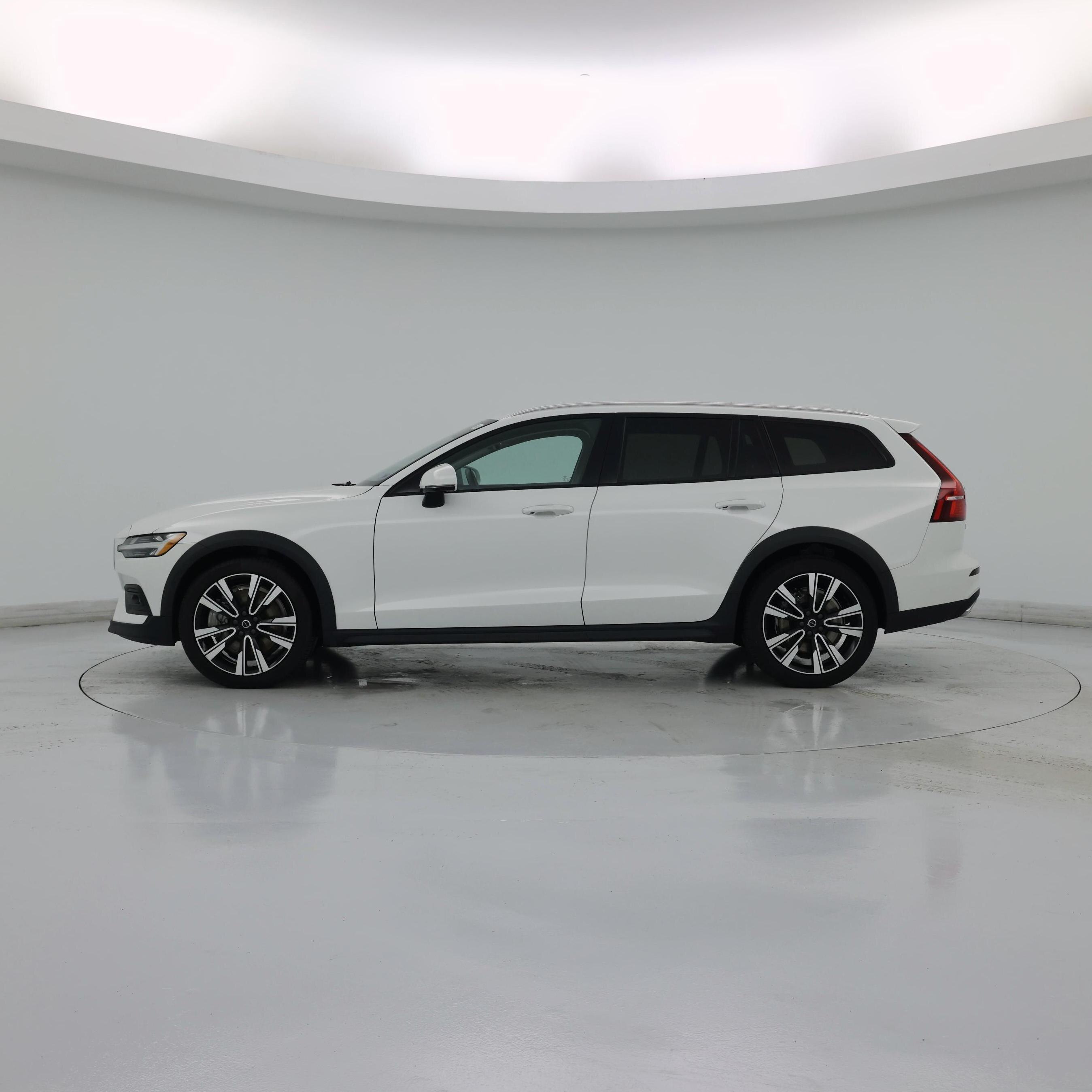 Thumbnail: 2021 Volvo S60 - 3