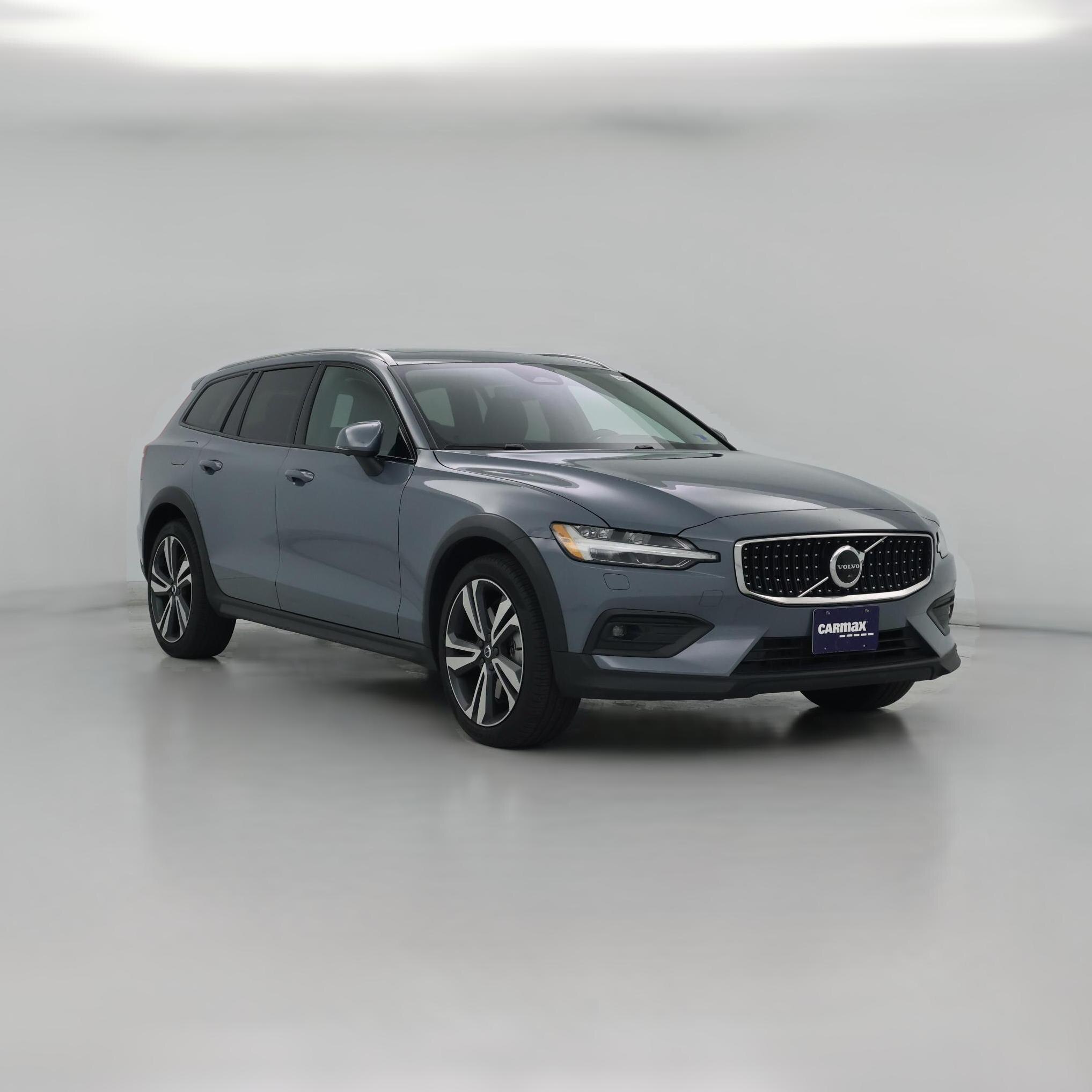 Thumbnail: 2023 Volvo S60 - 1