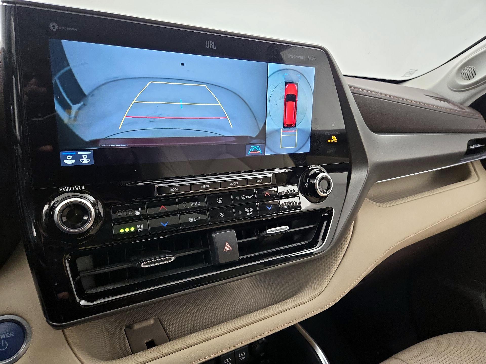 Thumbnail: 2021 Toyota Highlander - 15