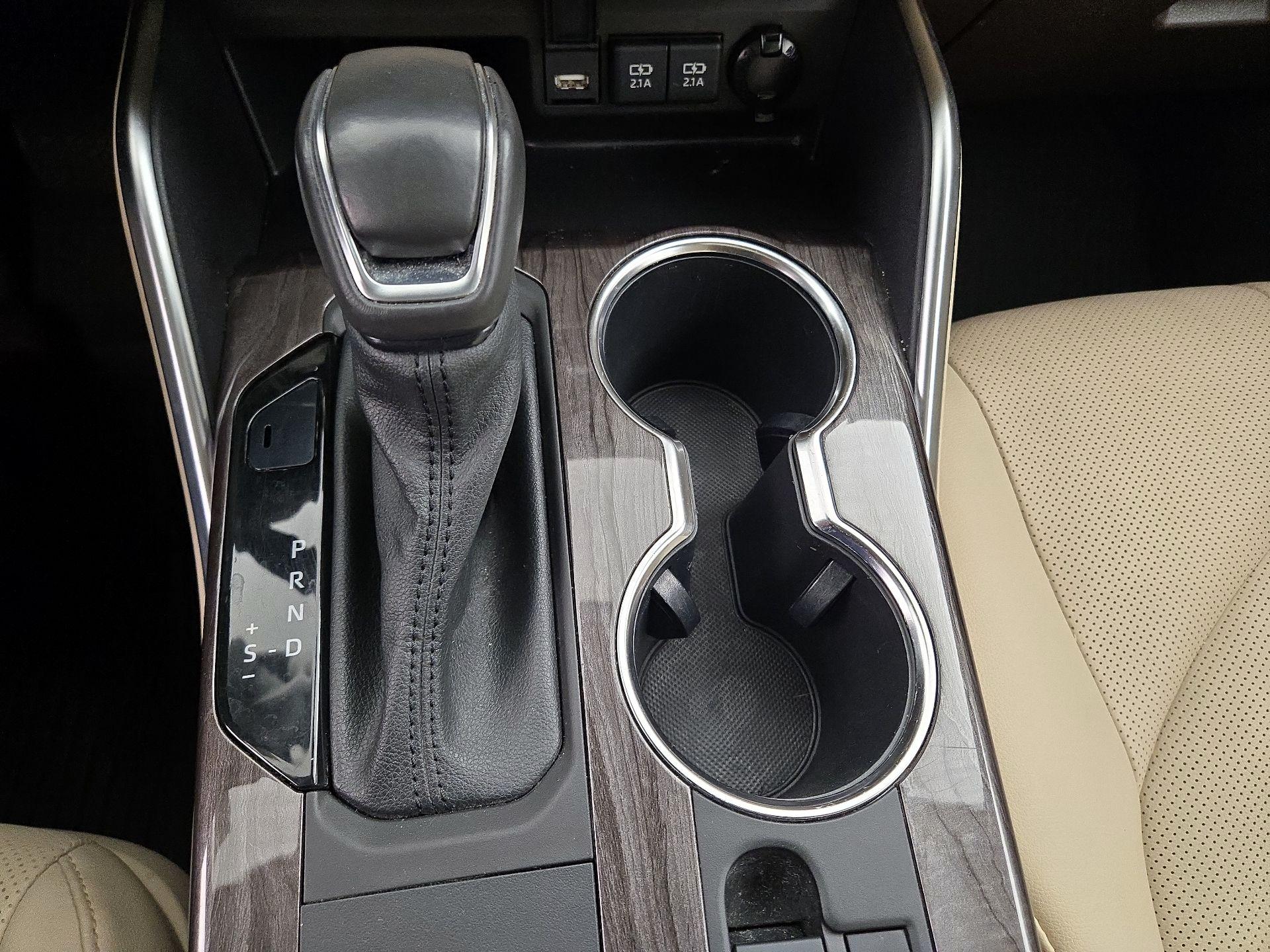 Thumbnail: 2021 Toyota Highlander - 18