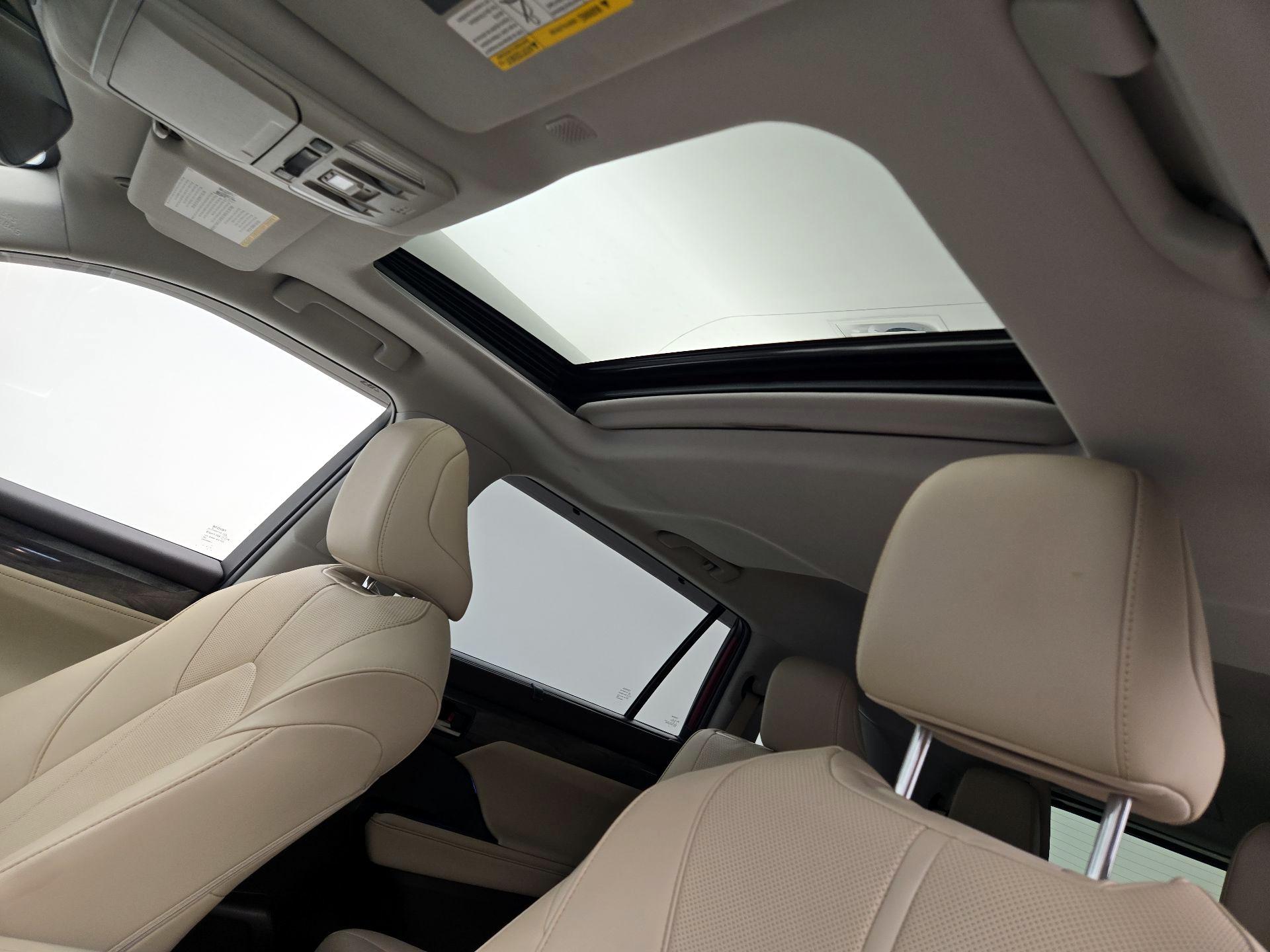 Thumbnail: 2021 Toyota Highlander - 20