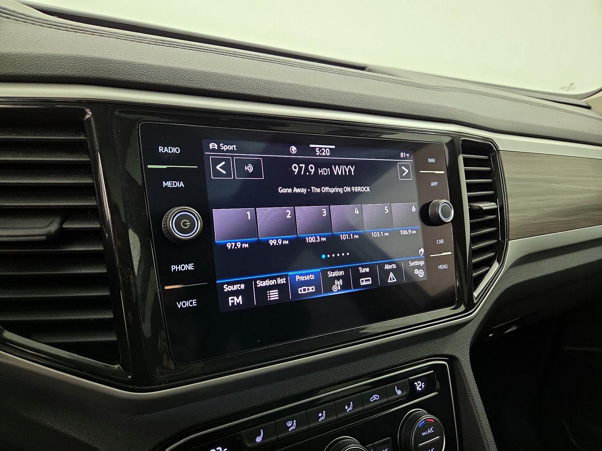 Thumbnail: 2021 Volkswagen Atlas - 15