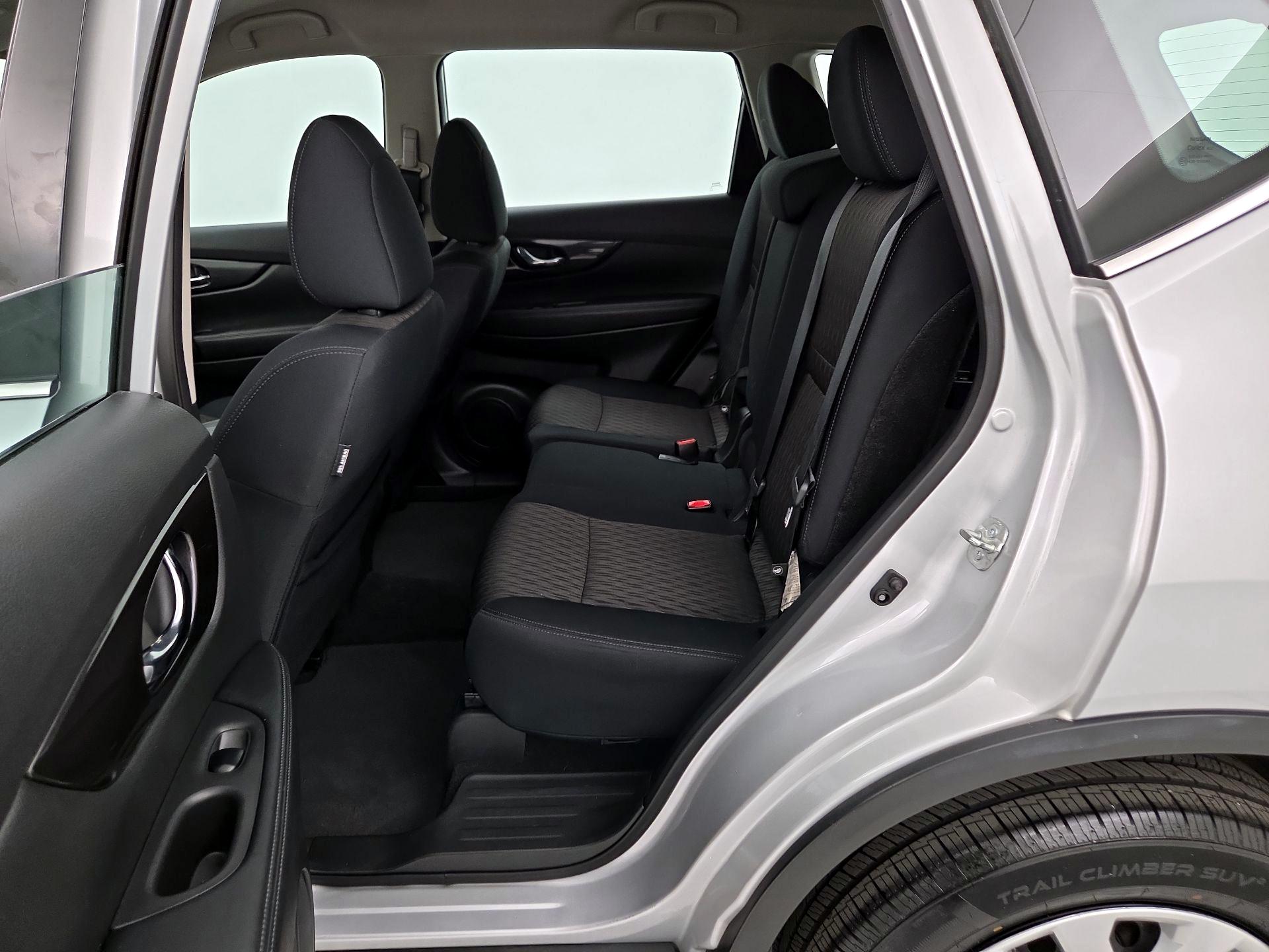 Thumbnail: 2018 Nissan Rogue - 19