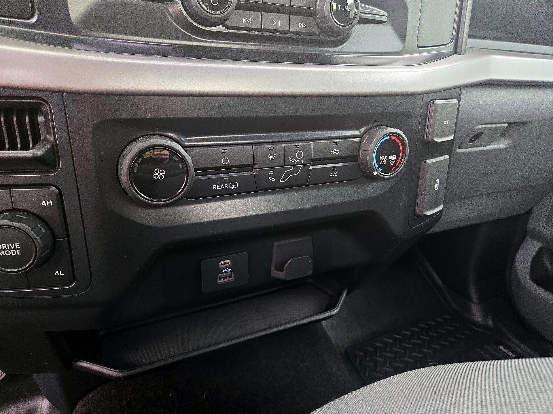 Thumbnail: 2022 Ford F-150 - 16